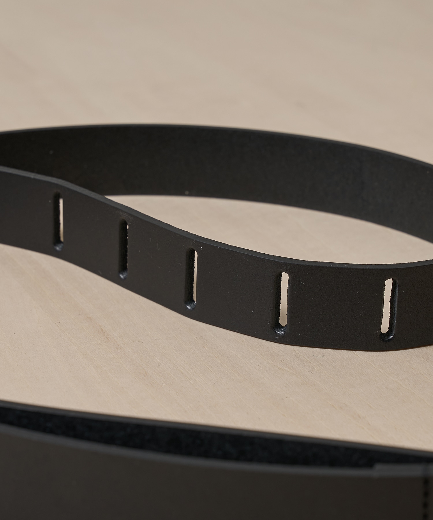 Leather Nallow Belt YOKE