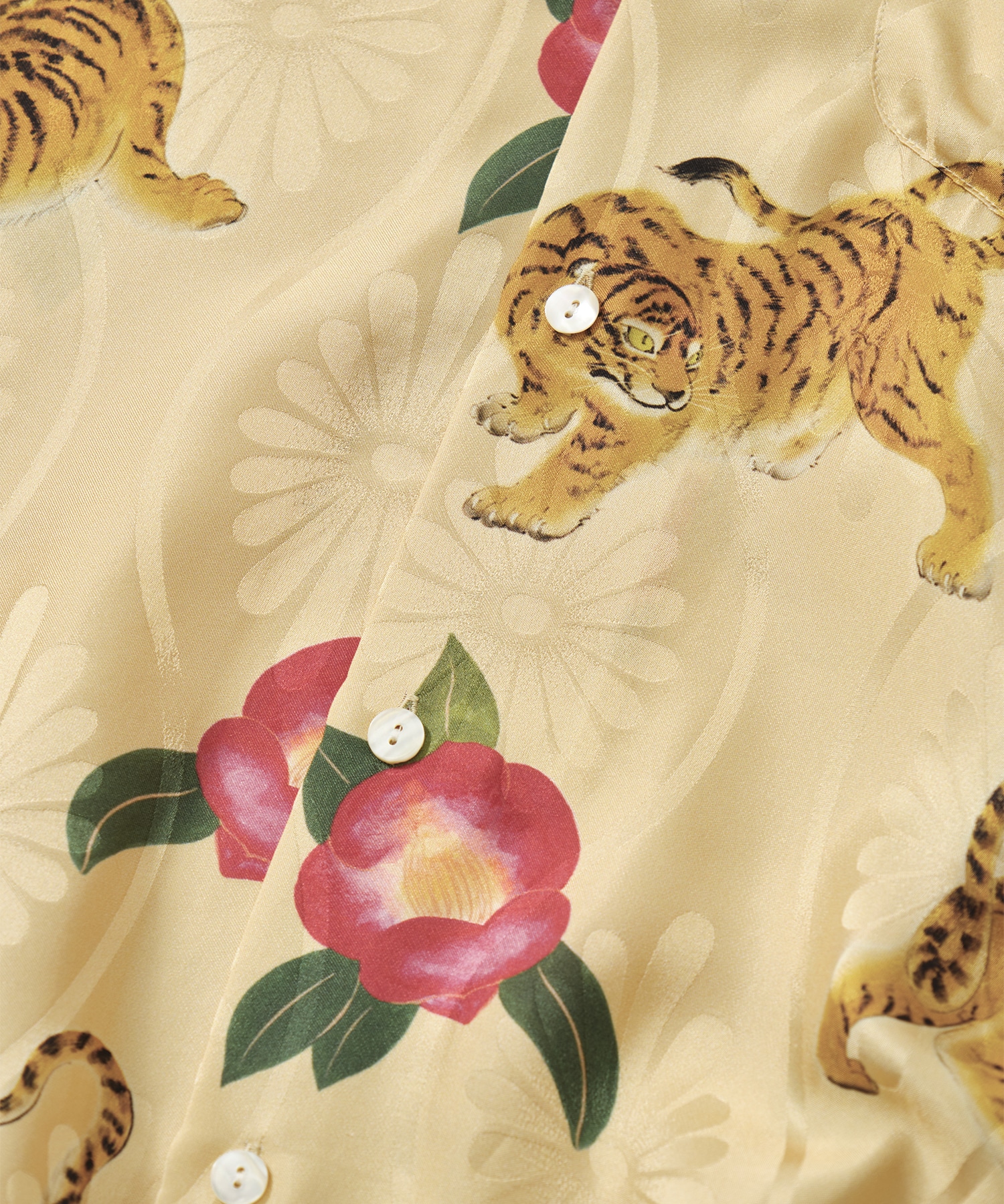 SILK SHORT SLEEVE ALOHA SHIRT〈 TIGER CAMELLIA / YELLOW 〉 NIPOALOHA