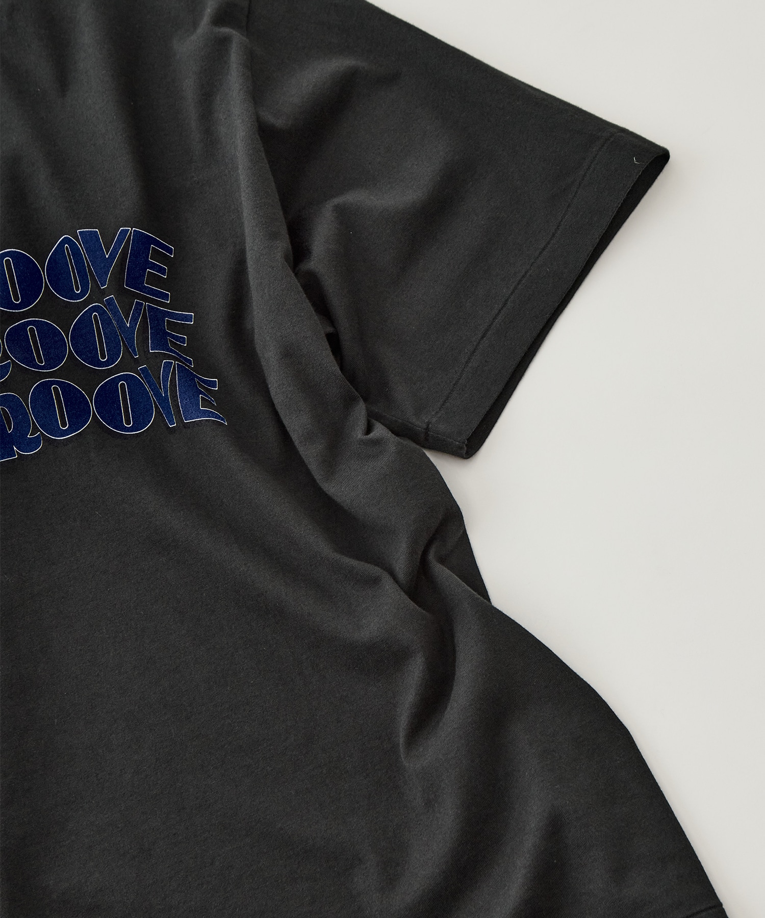 RAREGROOVE Print Tee WIDE blurhmsROOTSTOCK