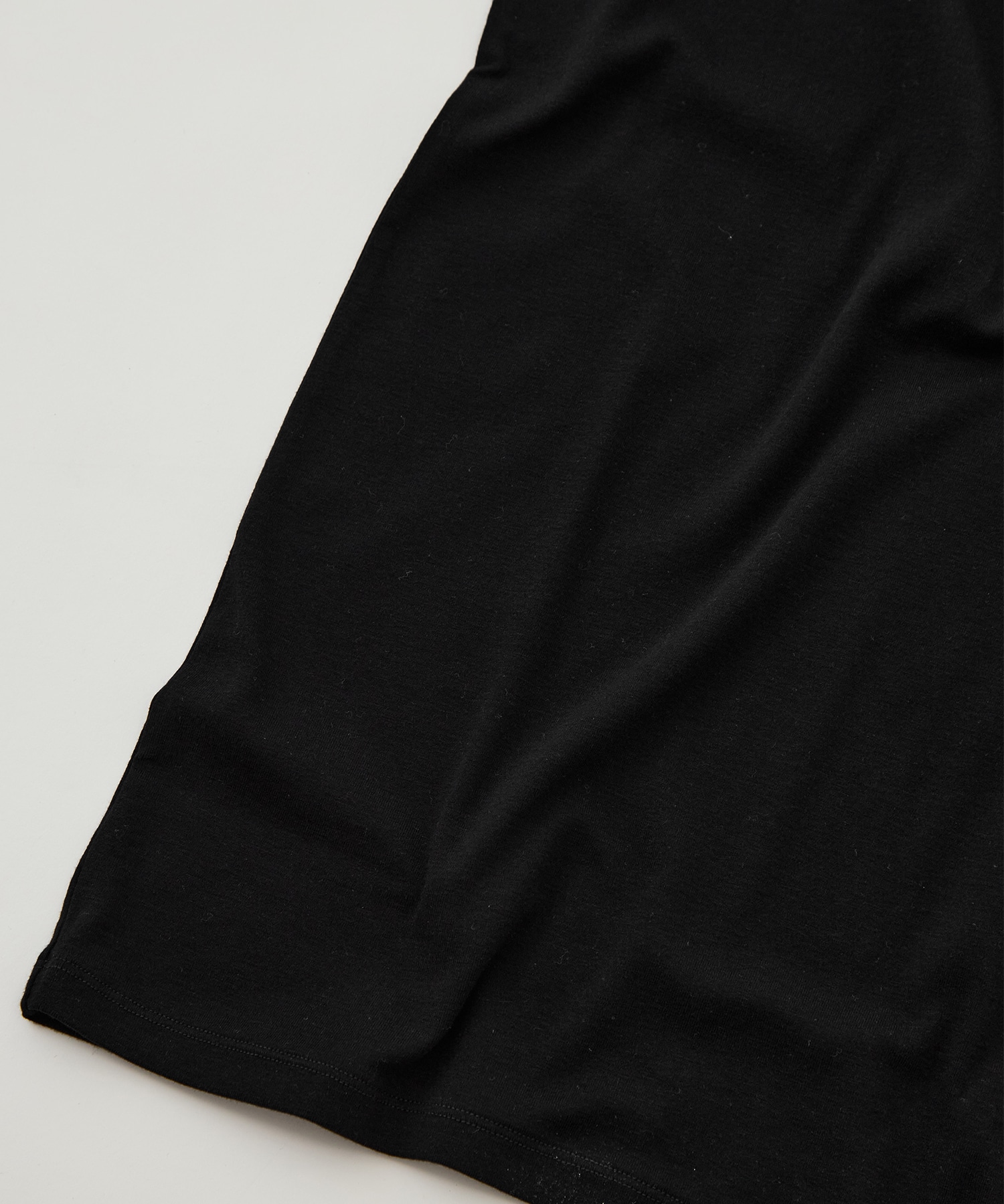 ESSENTIAL / BLENDED MATERIAL TANK TOP BODHI