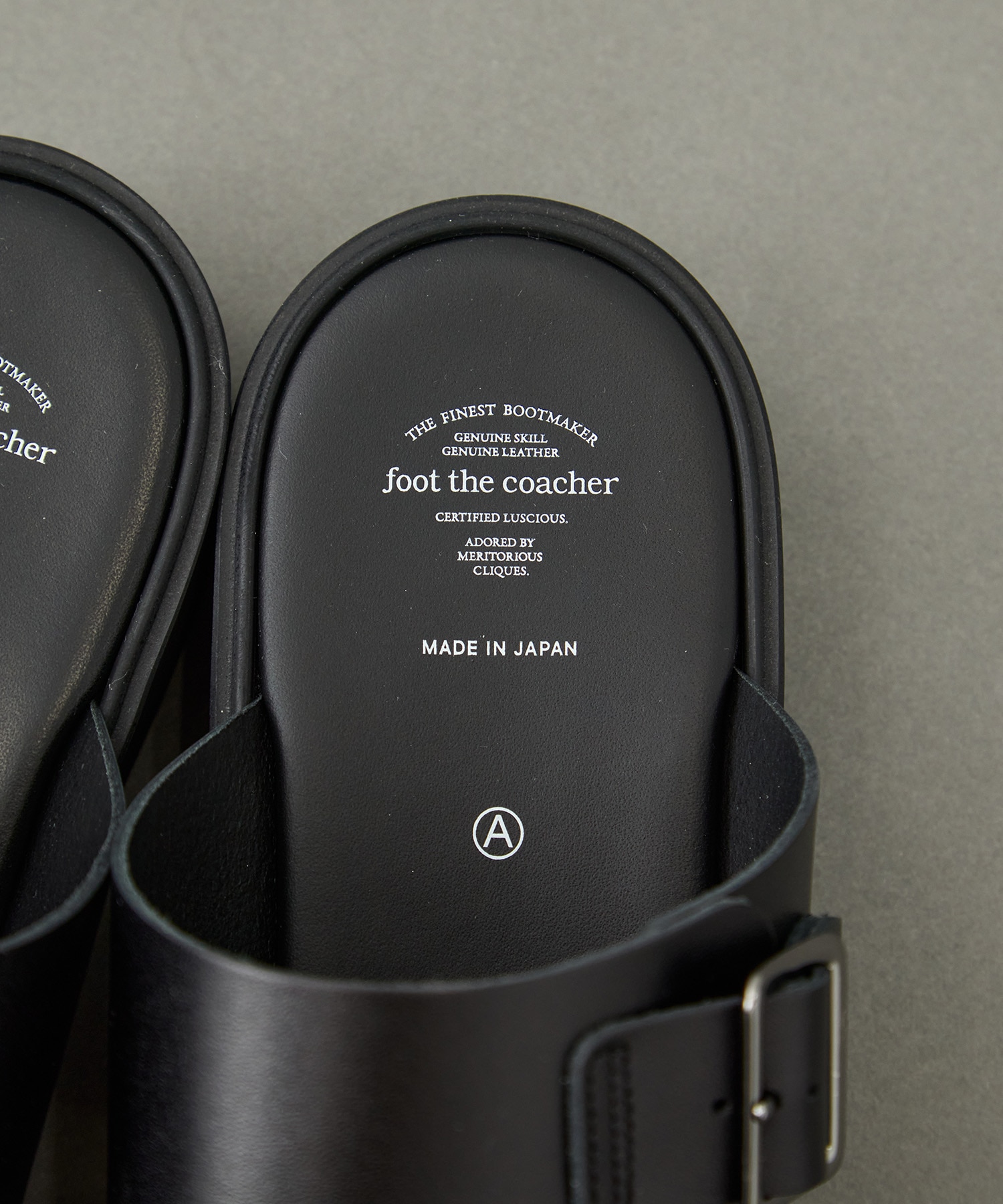 CROSS BELT SANDALS(GLOXI CUT MEDIUM SOLE) foot the coacher