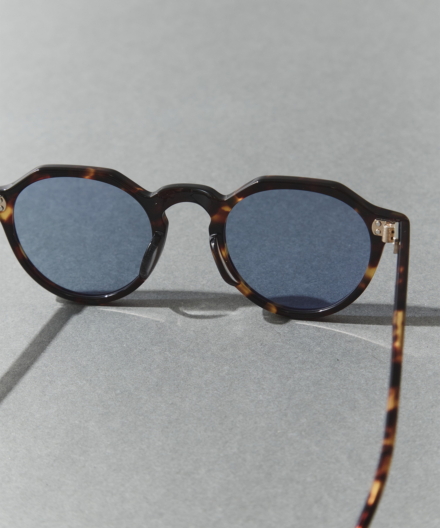 ATTACHE(47) 47 TORT-LT.BLU EYEVAN