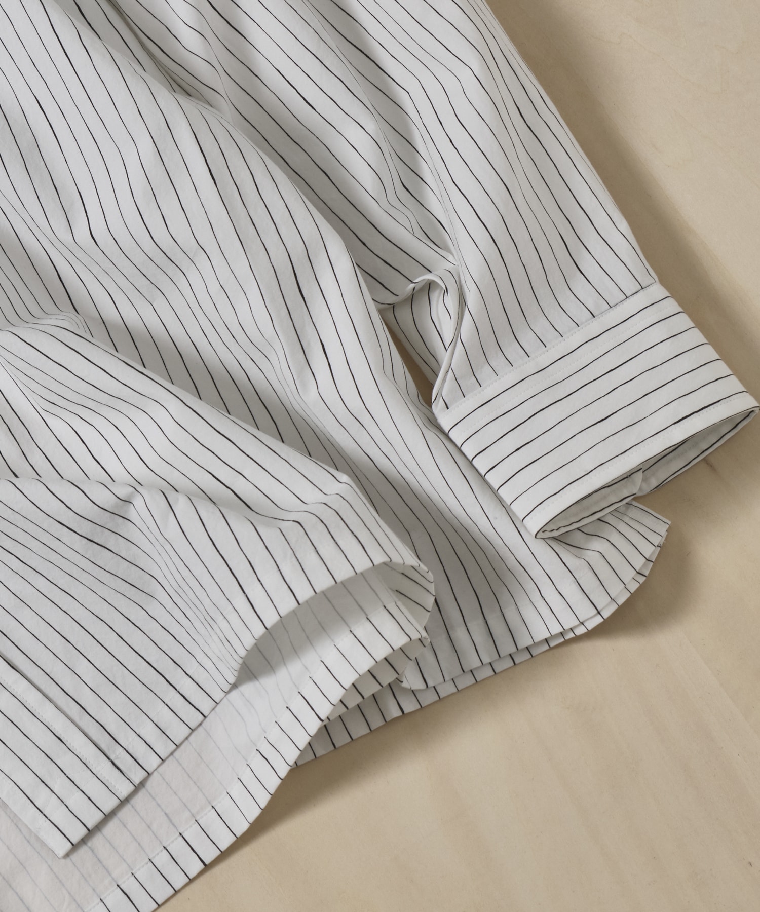 COTTON STRIPE SLIT SHIRT S.F.C