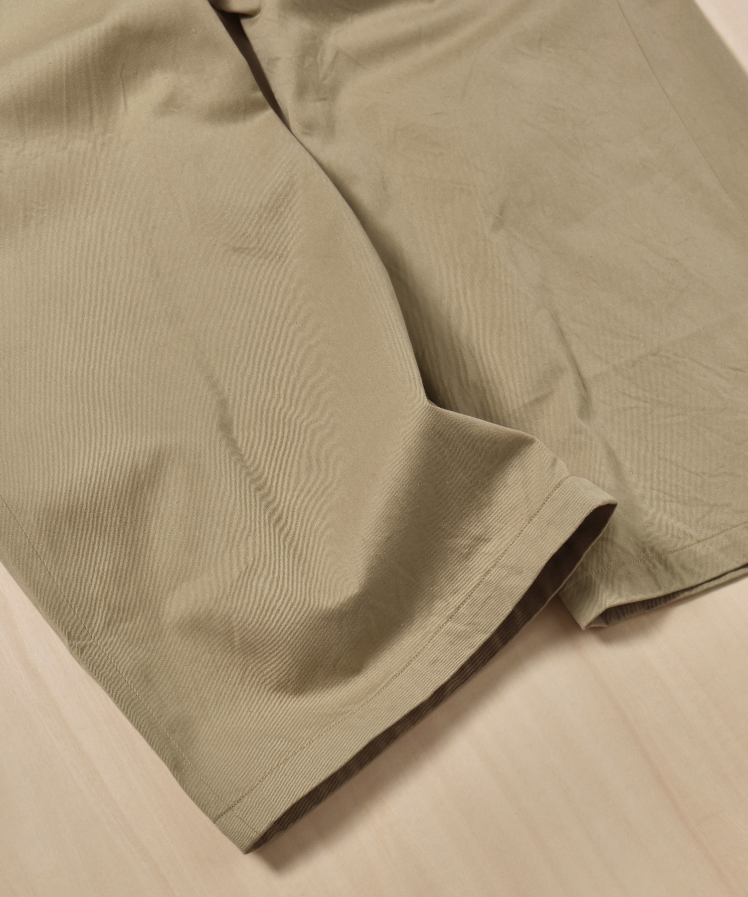 チノパンツ　ワイド YAECA