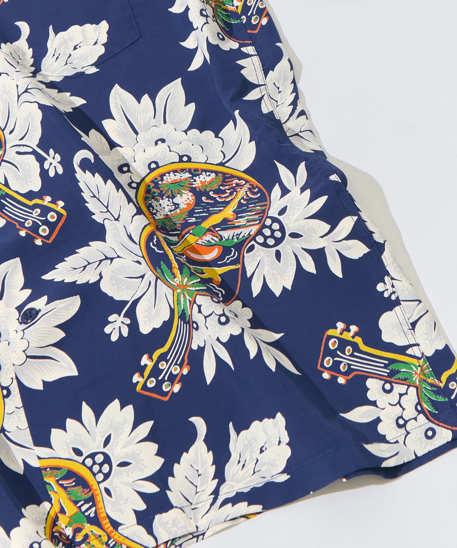UKULELE MELODYS/S RAYON HAWAIIAN SHIRT SUN SURF