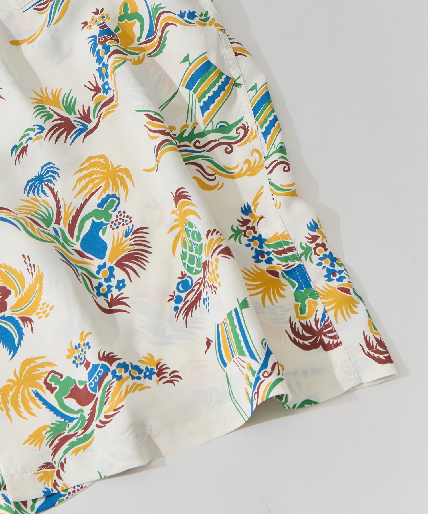 ISLAND TRIPS/S RANDOM WEAR SUN SURF