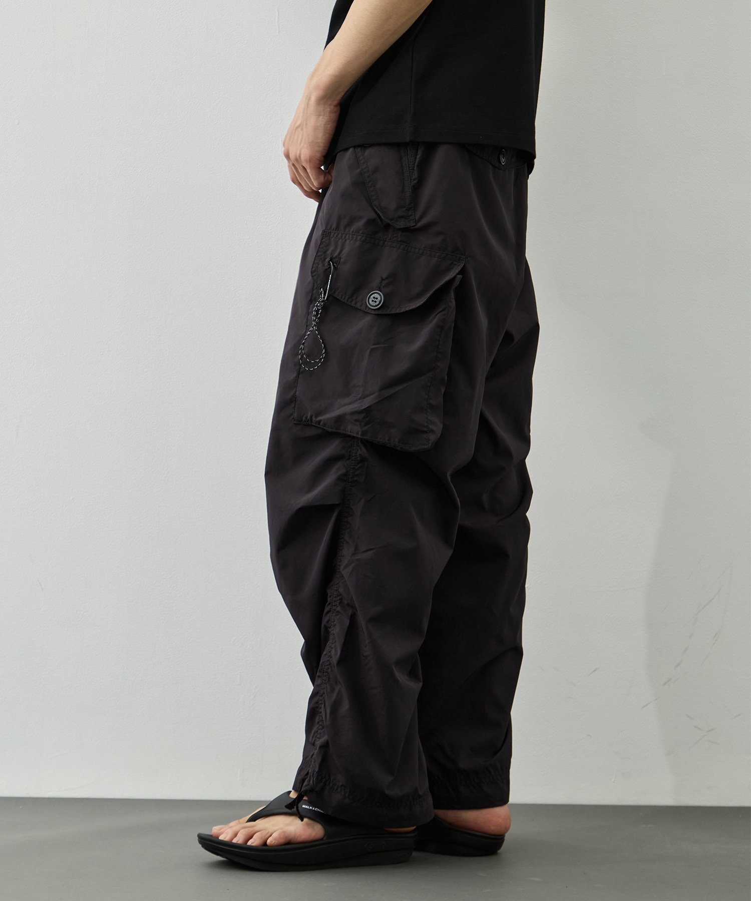 OVERSIZED CARGO PANTS and wander
