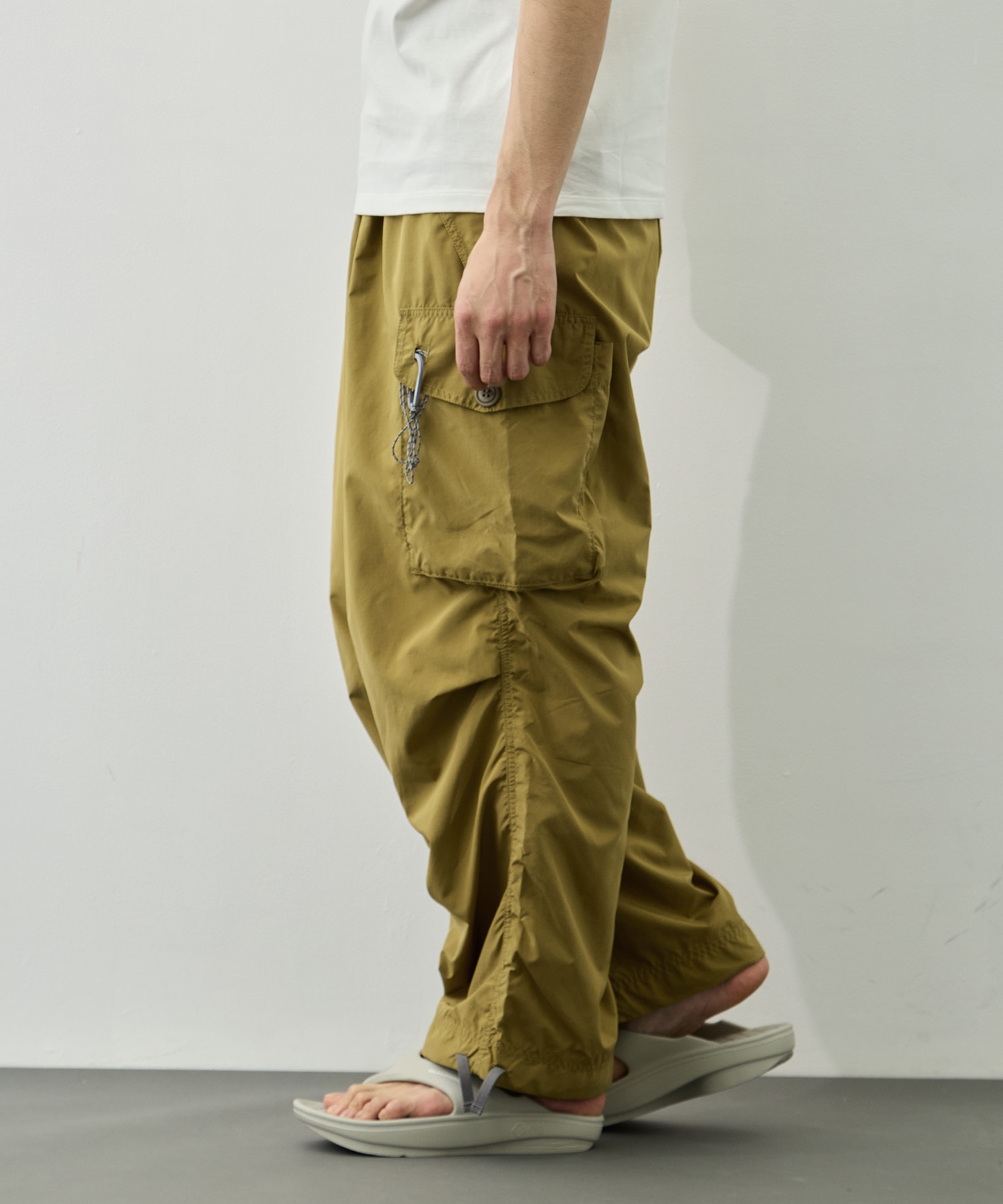 OVERSIZED CARGO PANTS and wander