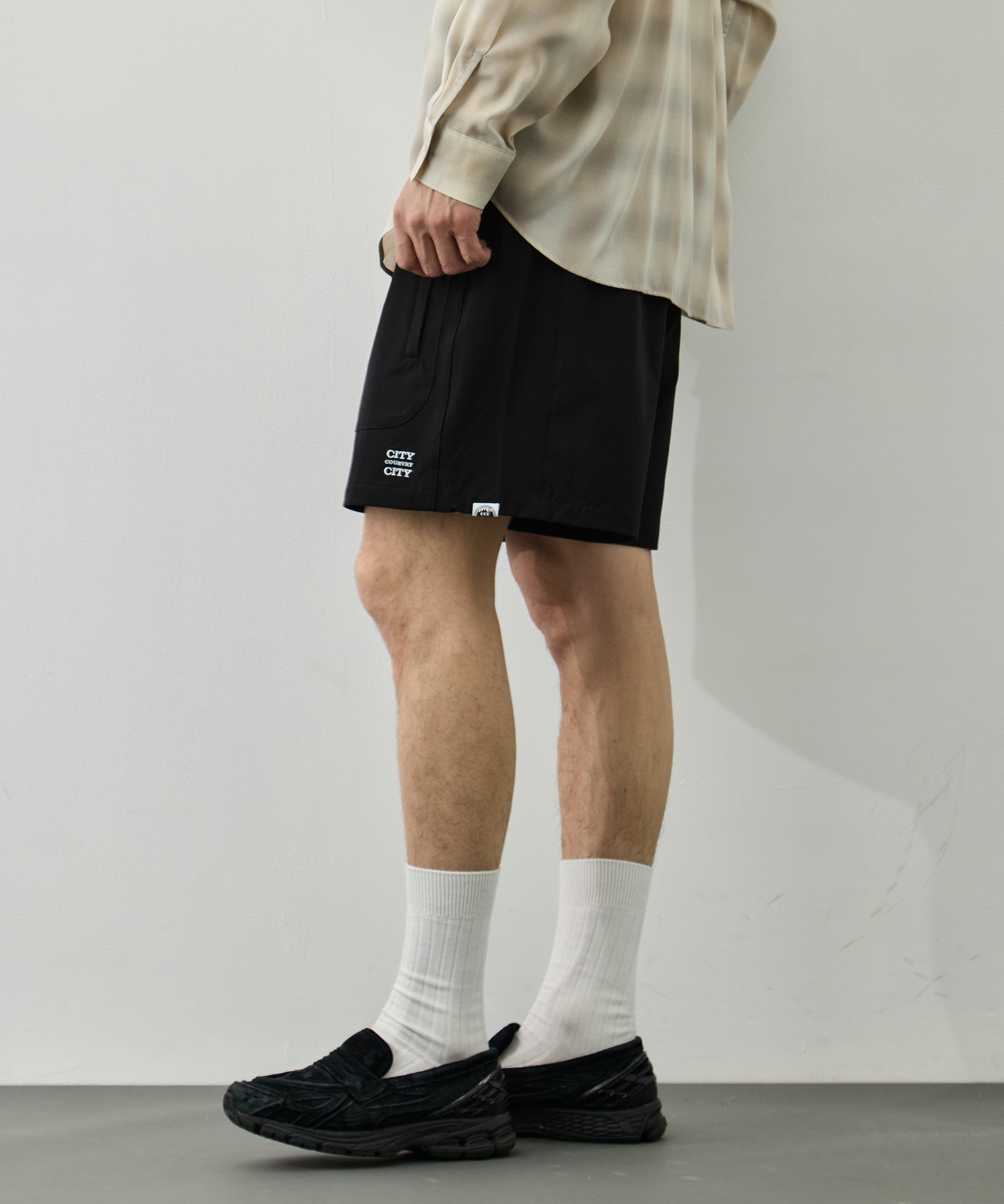 EMBROIDERD LOGO STRECH  NYLON EASY  SHORTS CITY COUNTRY CITY
