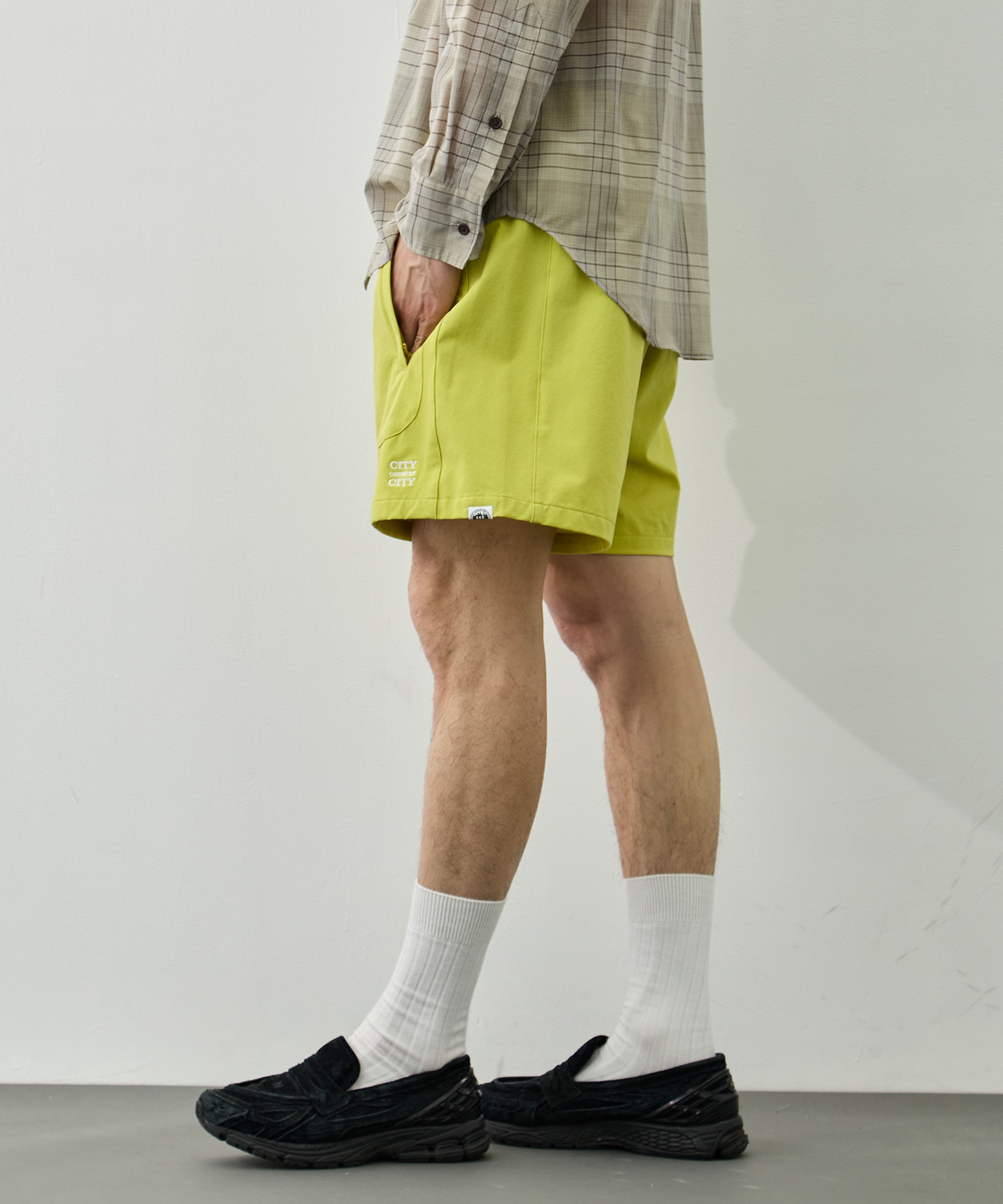 EMBROIDERD LOGO STRECH  NYLON EASY  SHORTS CITY COUNTRY CITY