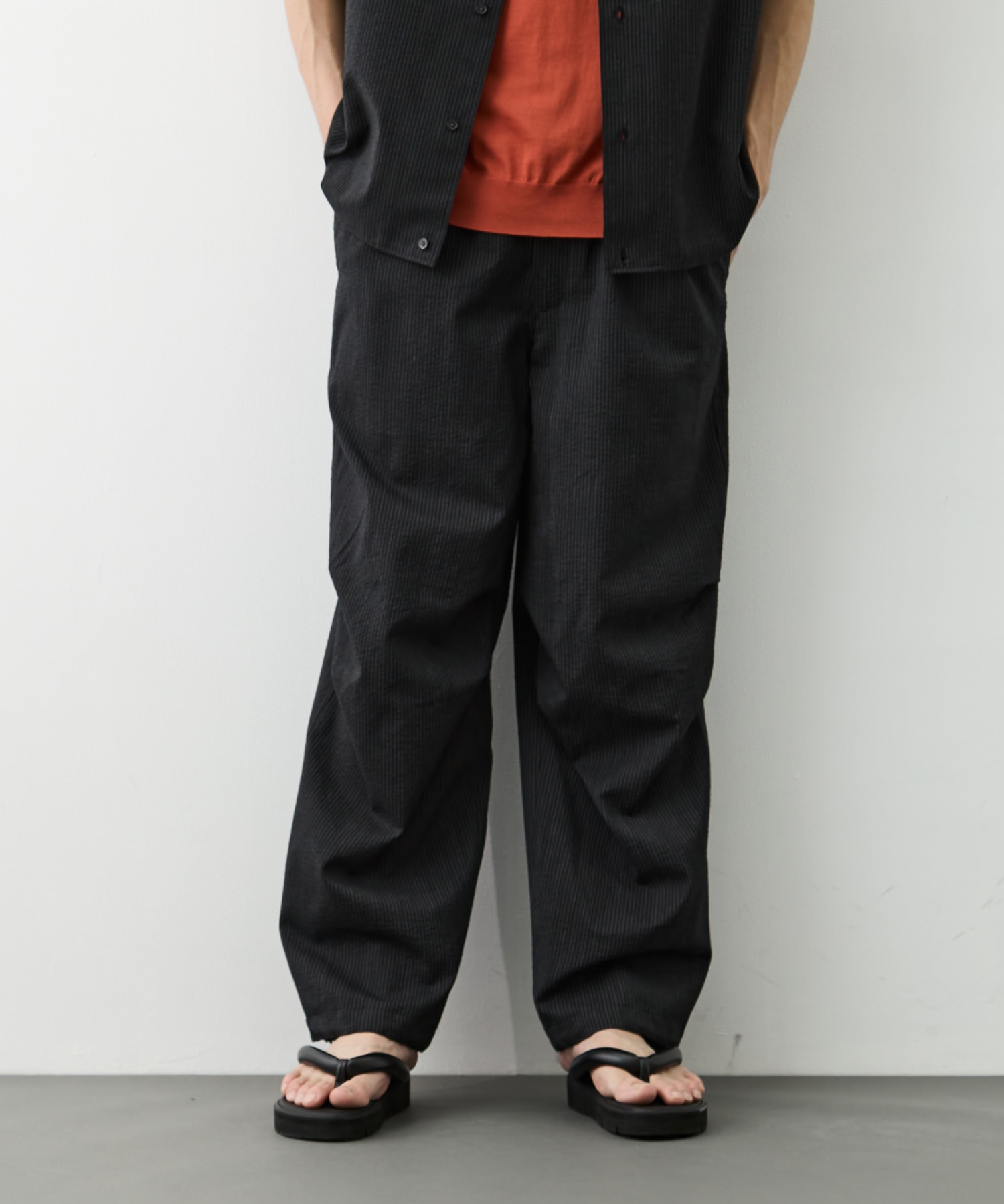 別注KNEE TUCK PANTS marka