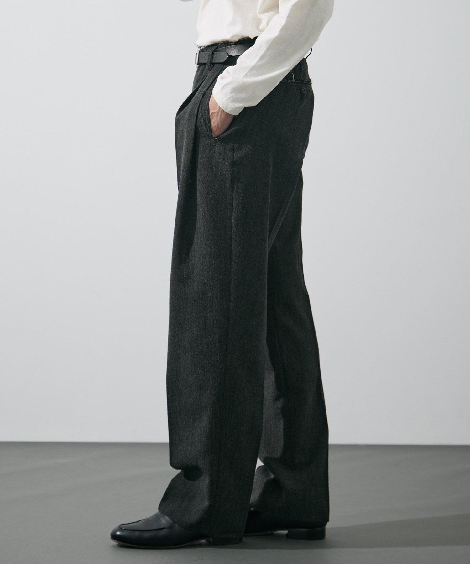 TYPE118 (WOOL HERRINGBONE) ISSUETHINGS