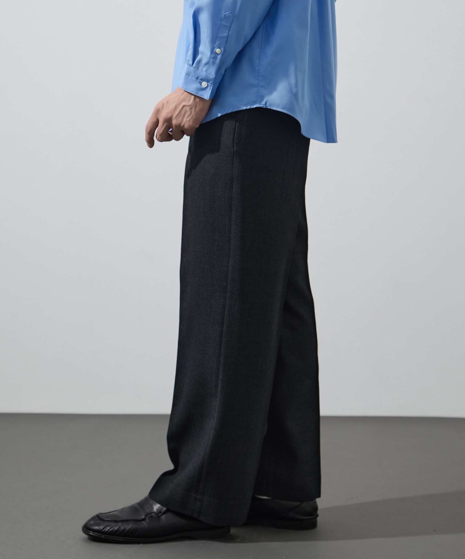 REGULAR FIT STRAIGHT TROUSERS marka