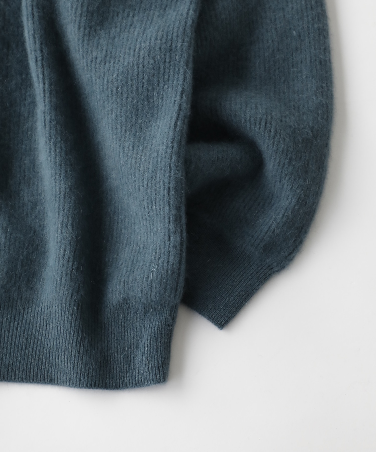 CASHMERE FOX CREW NECK BATONER