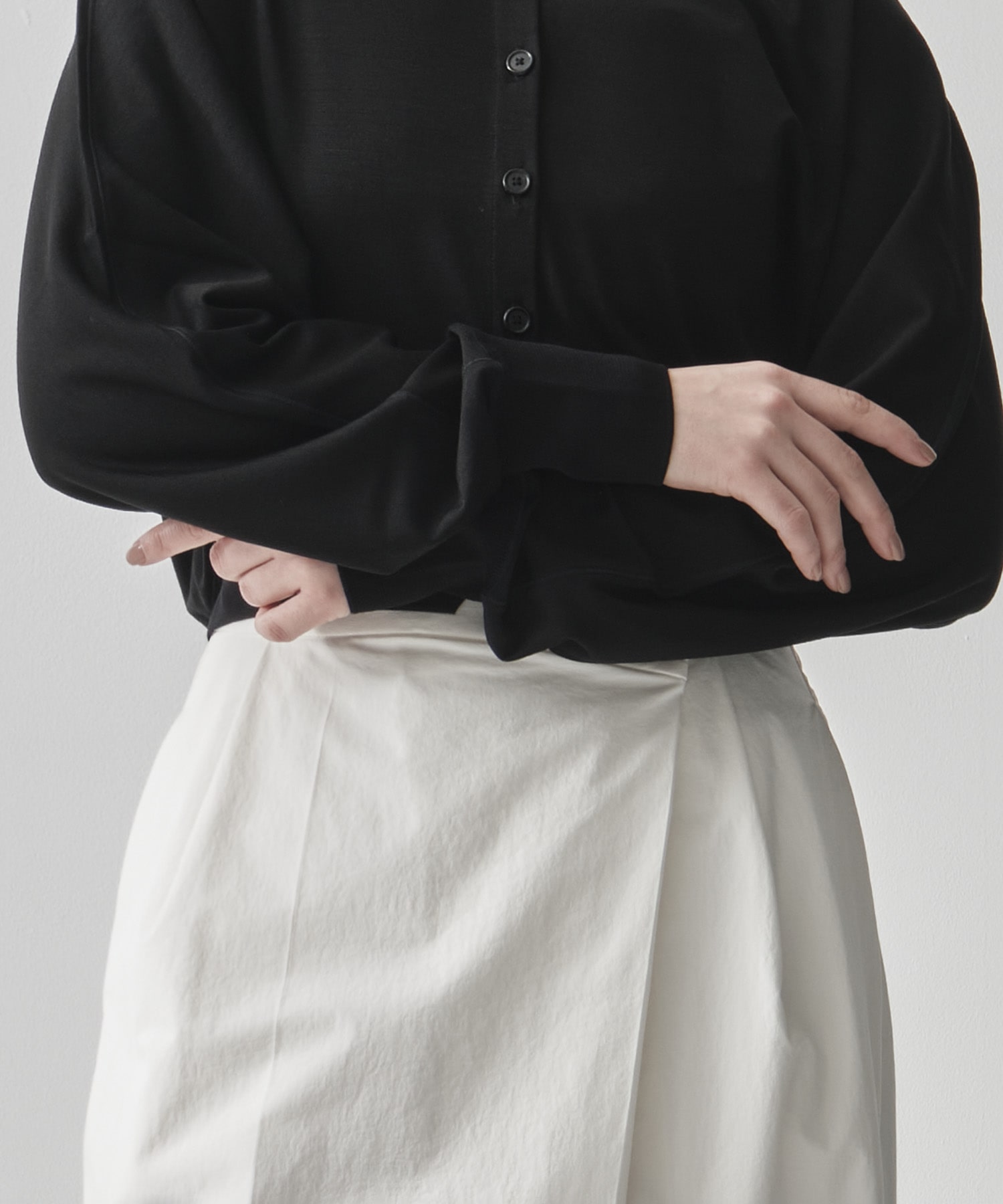 Crew Neck Cropped Knit Cardigan GOOD PEOPLE GOOD STITCHING GOOD PRODUCT