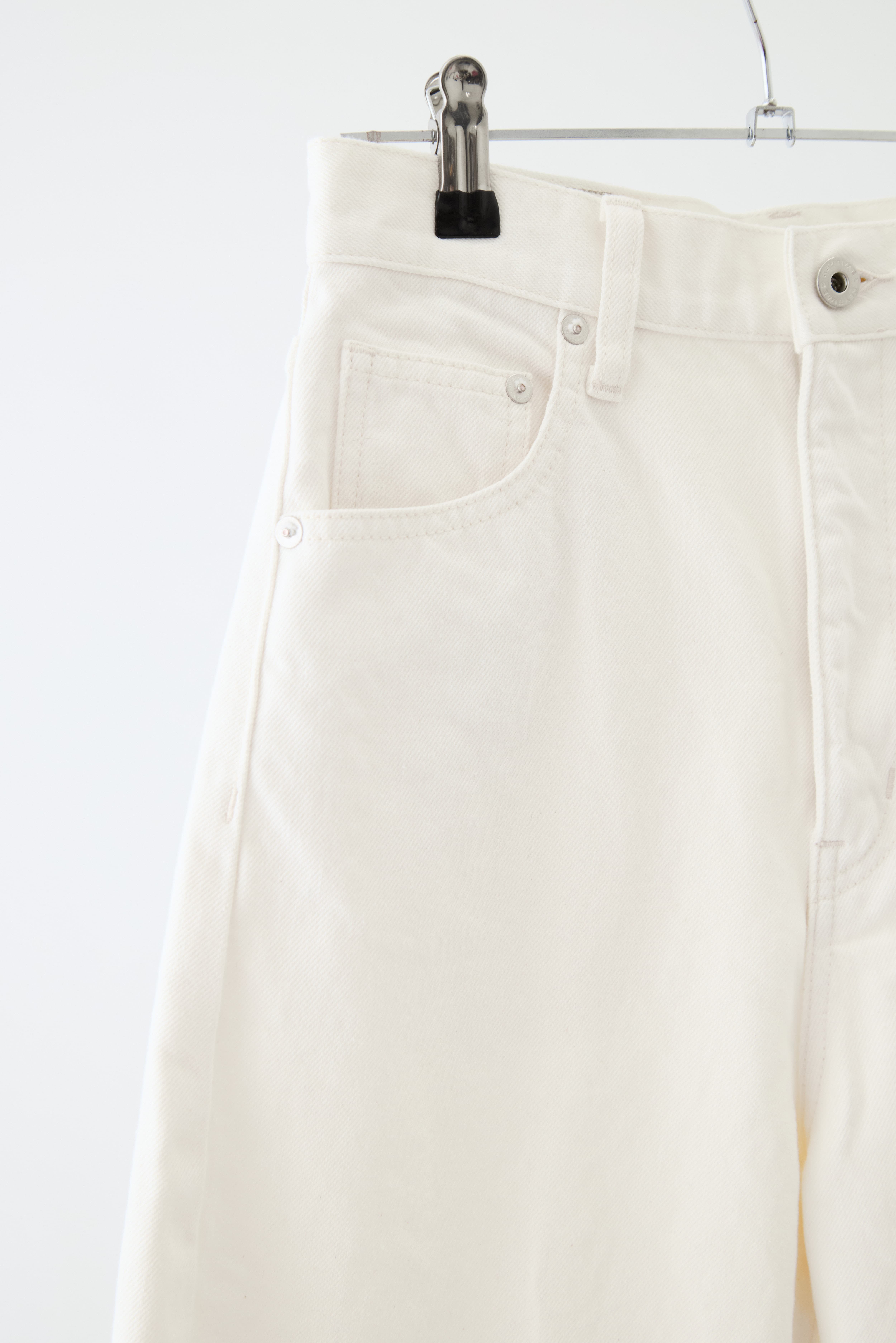 ナチュラルスラブバレルレッグデニム 