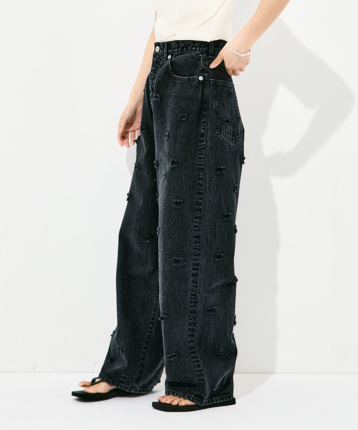 Dot Hole Denim Pants INSCRIRE