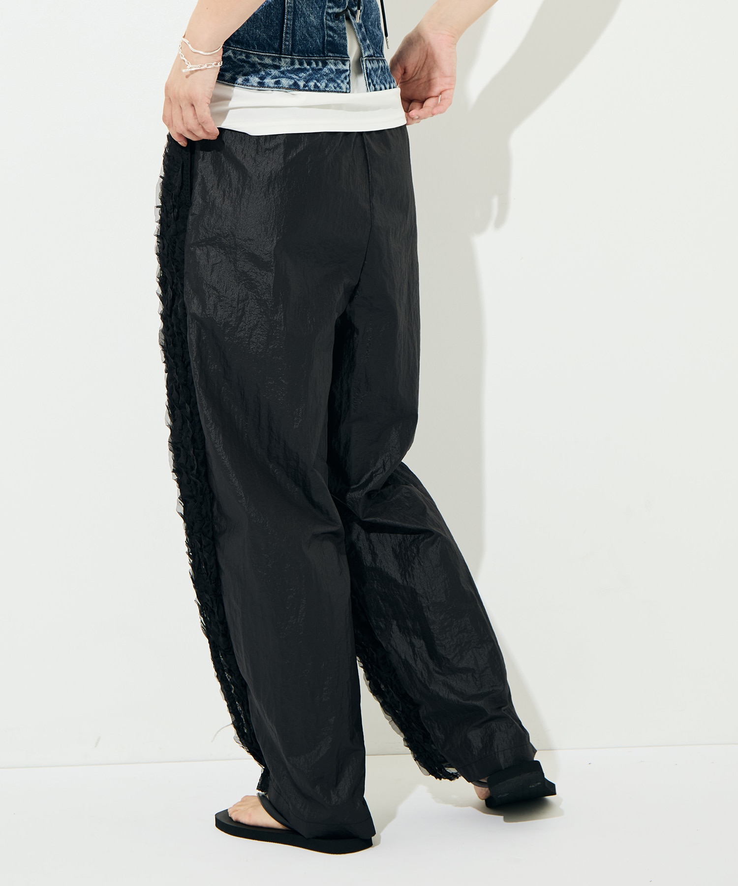 RUFFLE CHIFFON PANTS muller of yoshiokubo