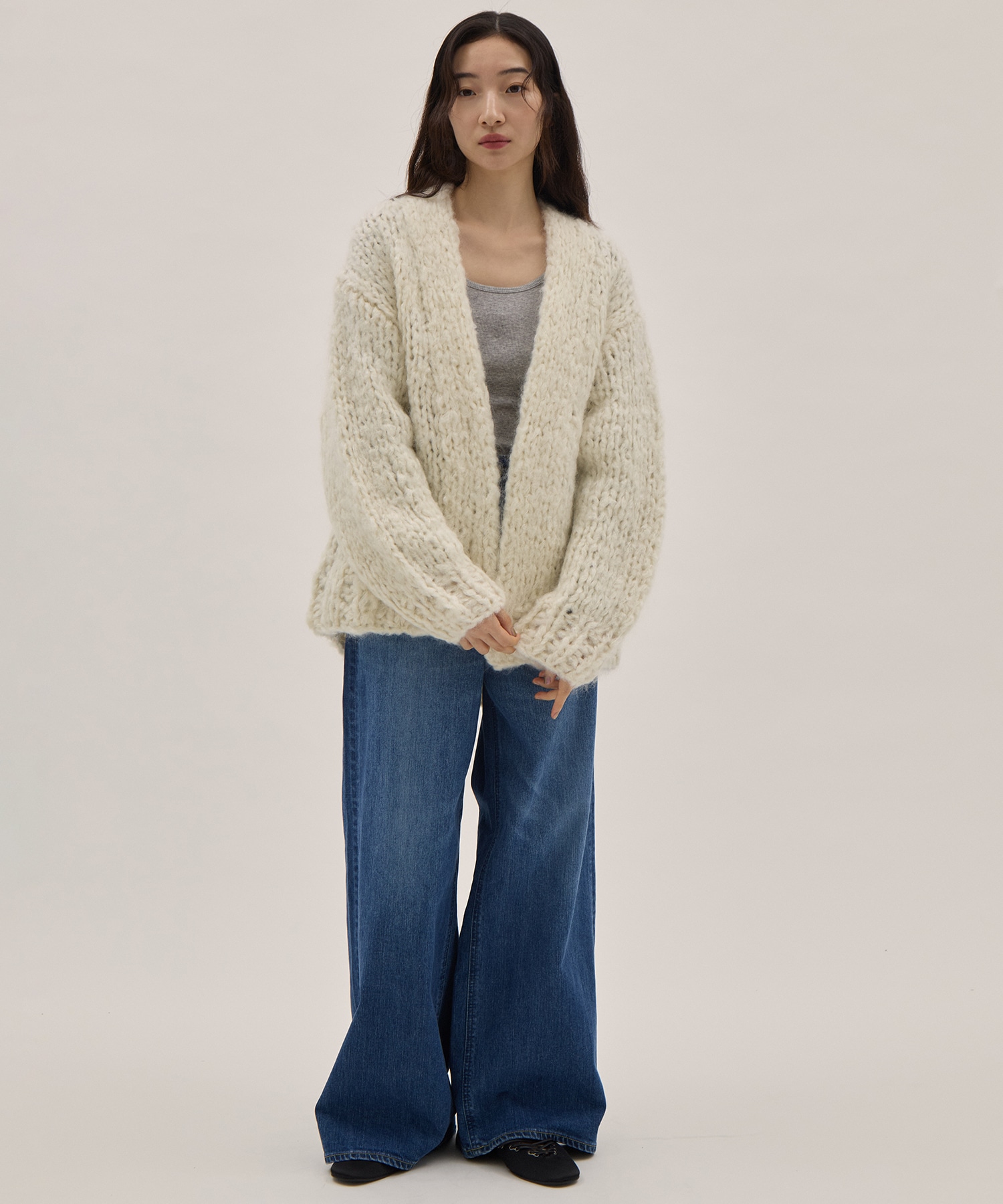HAND KNIT CARDIGAN ATON