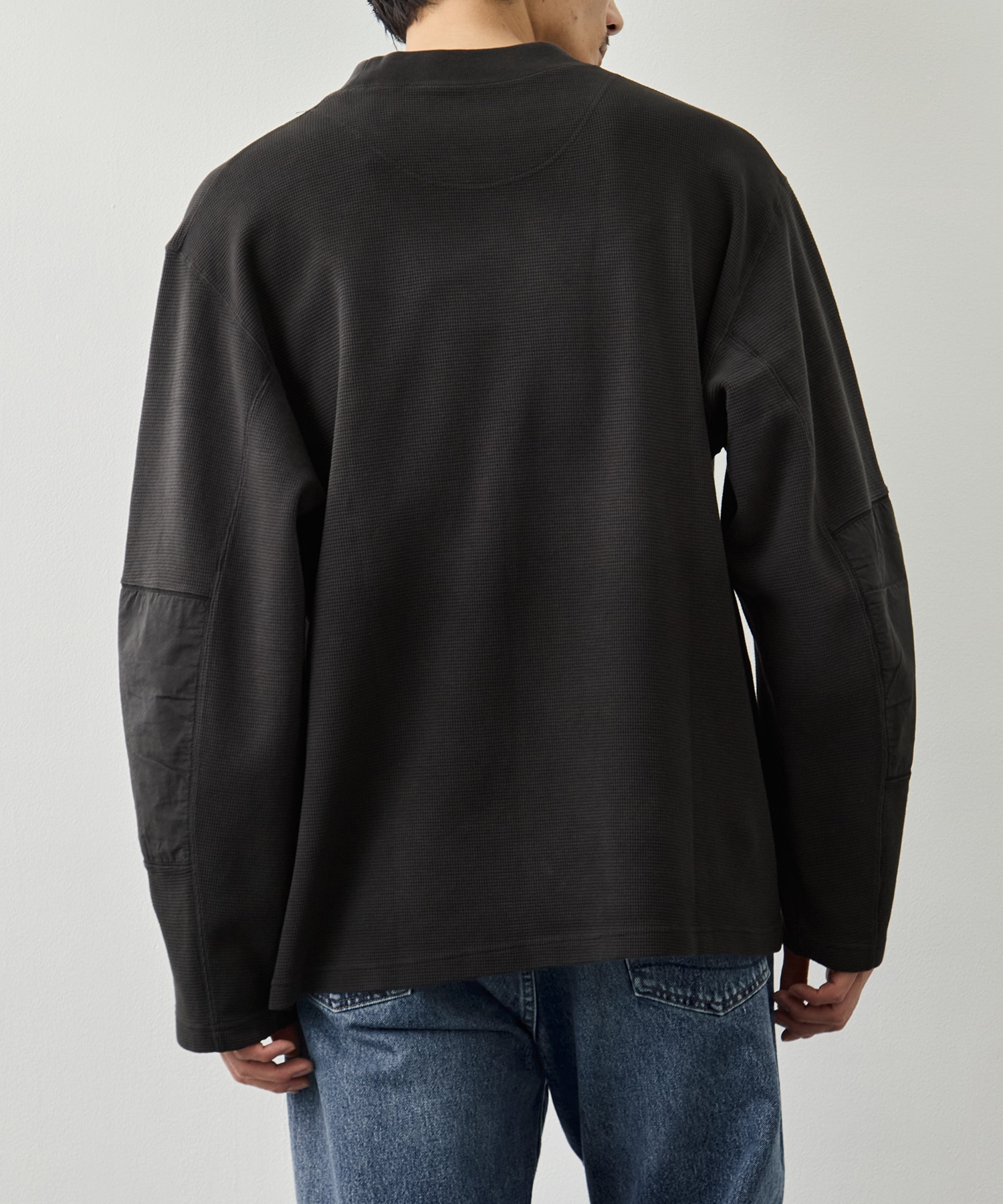 ROA garment dye waffle pocket L/S T and wander