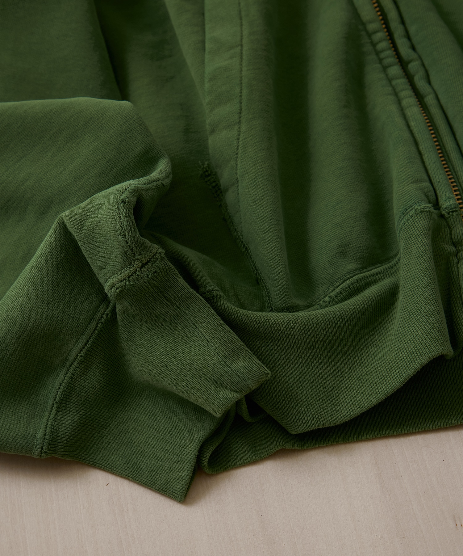 SP加工裏毛ZIPパーカー New Fit REMI RELIEF