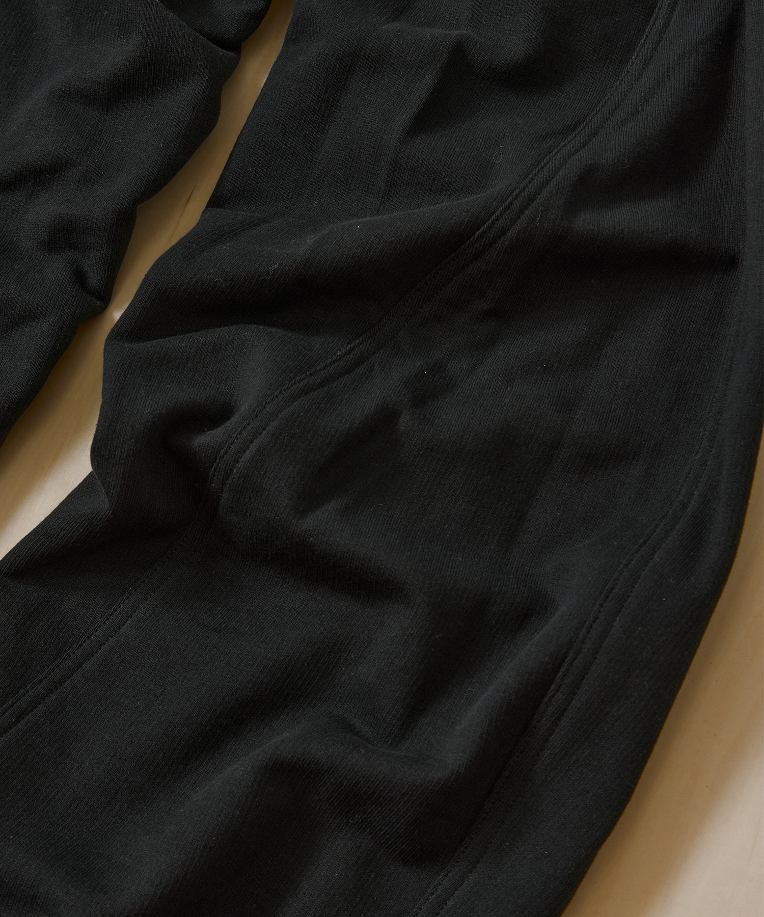 3D Cutting Sweat Pants KHOKI