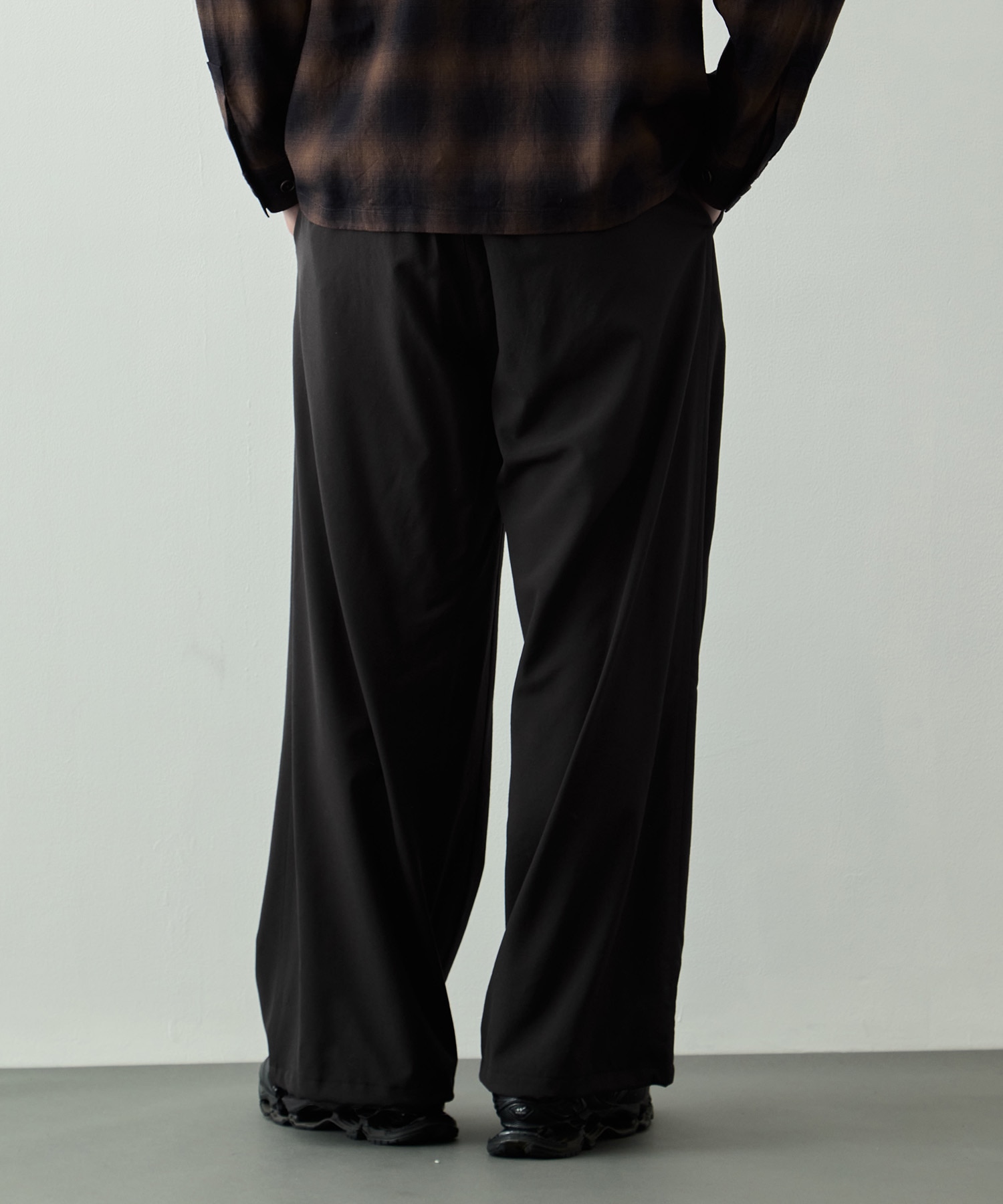 Wool Washer Tropical 2pleated Easy Trousers YOKE