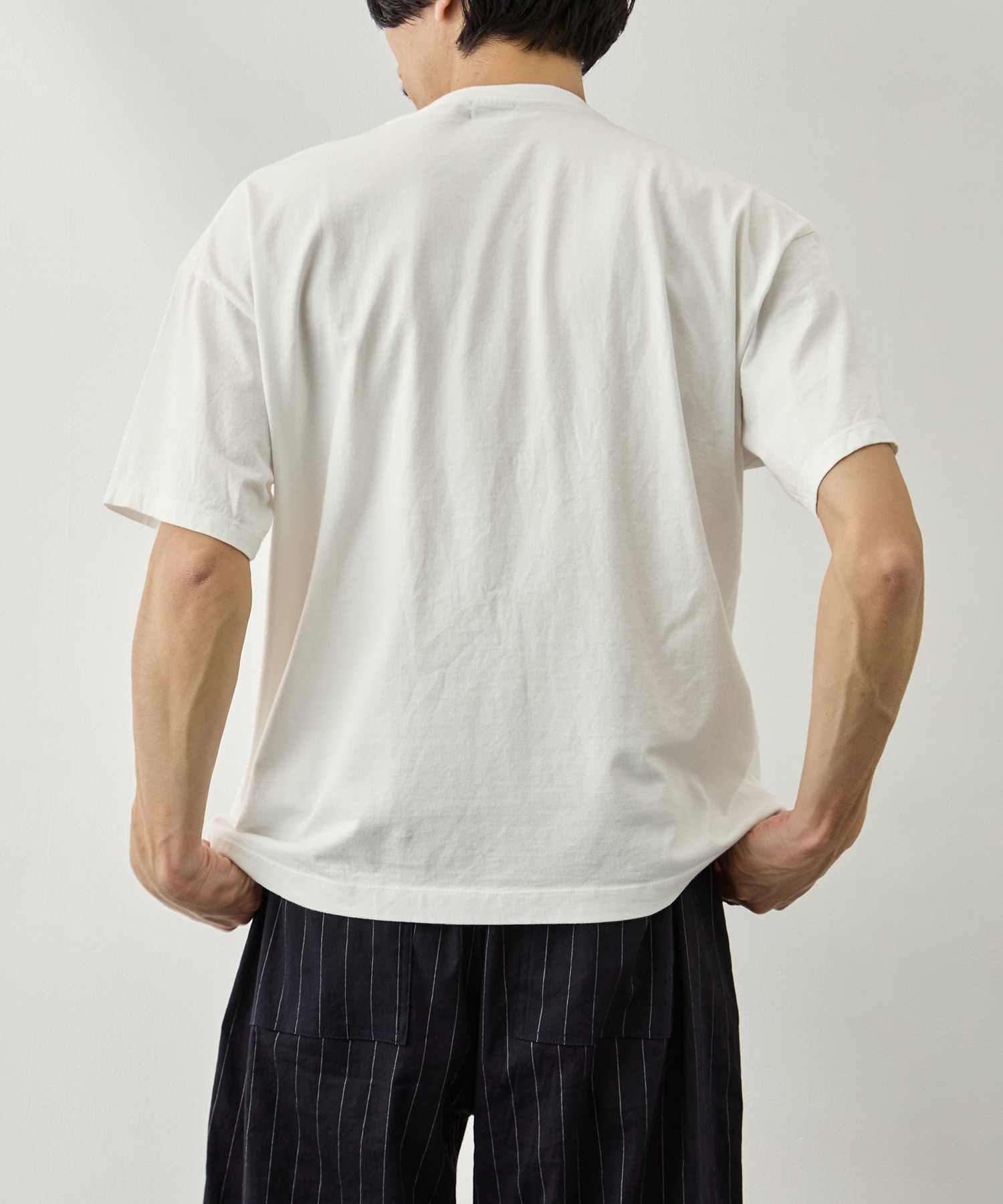 Abstract Embroited T-shirt YOKE