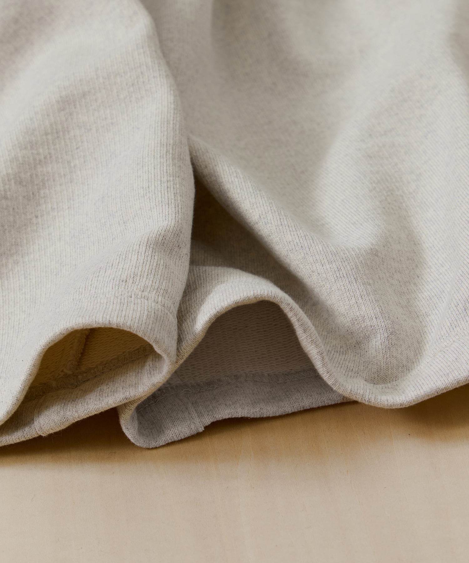 Pleated Balloon Sweat Shorts KHOKI