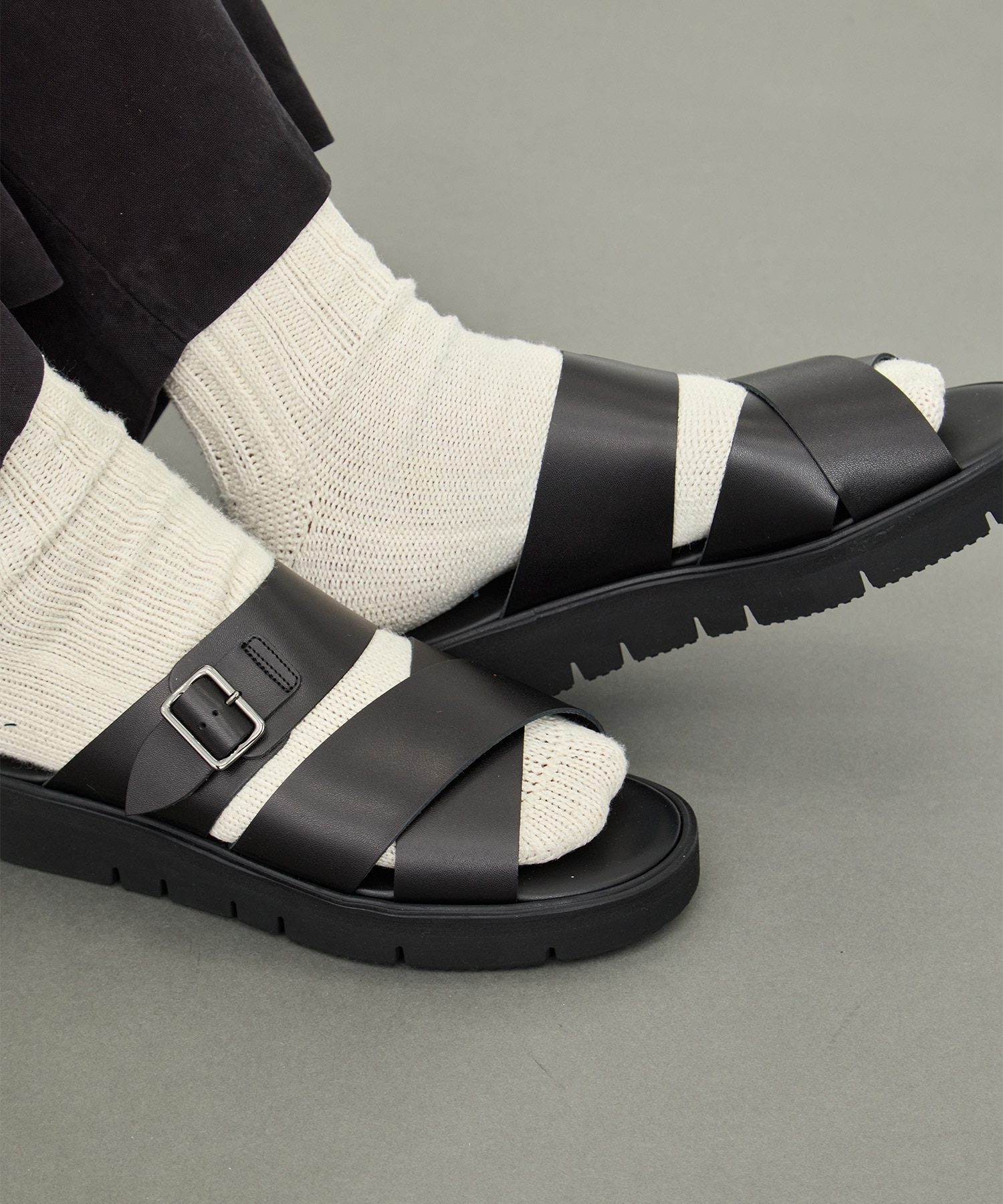 CROSS BELT SANDALS(GLOXI CUT MEDIUM SOLE) foot the coacher