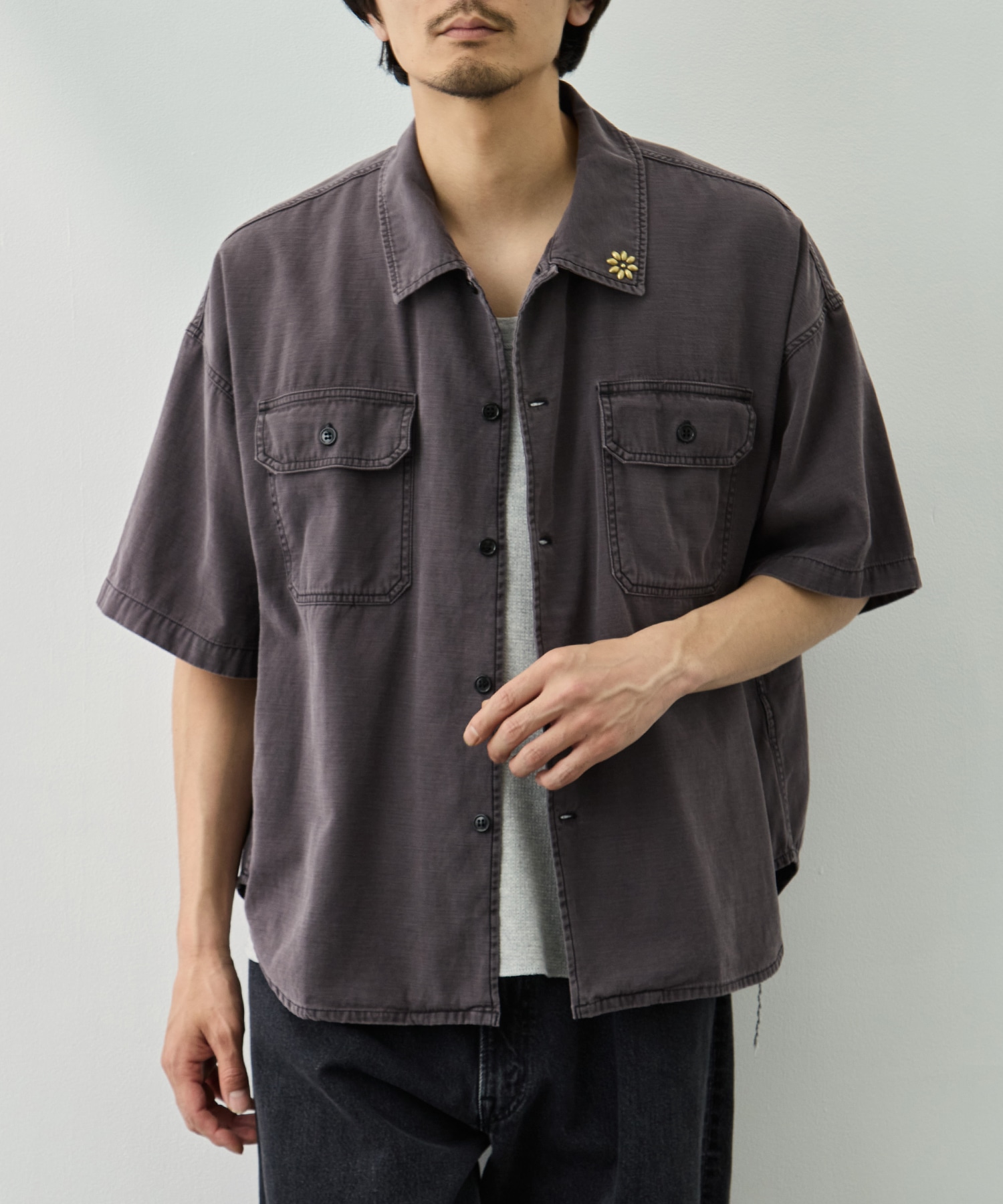 WIDE MILITARY S/S SHIRT(小花スタッズ) REMI RELIEF