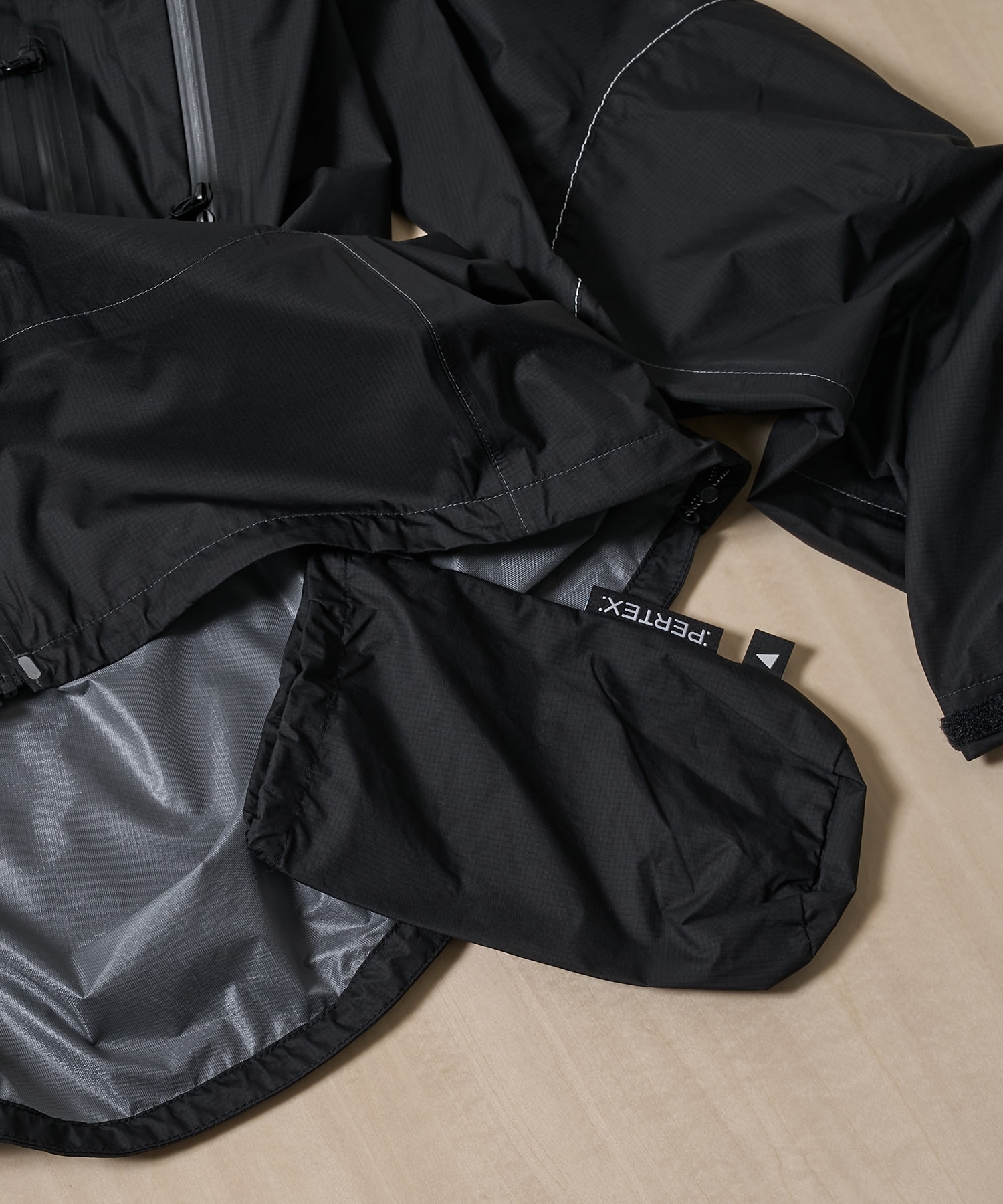 3L UL rain jacket and wander