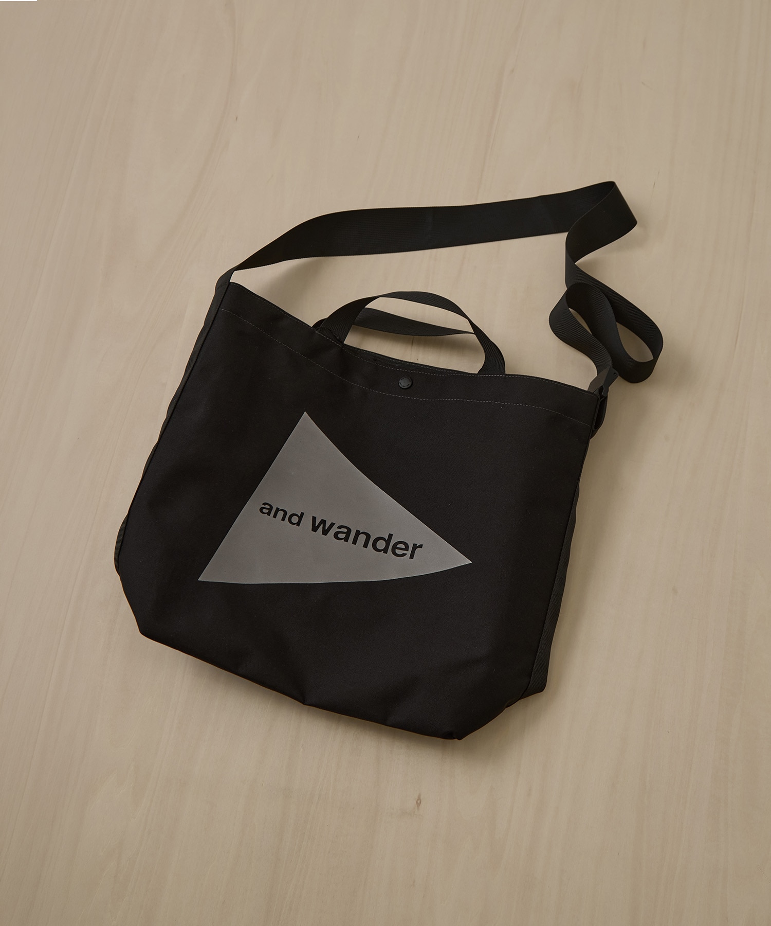 recycle OX logo tote bag and wander