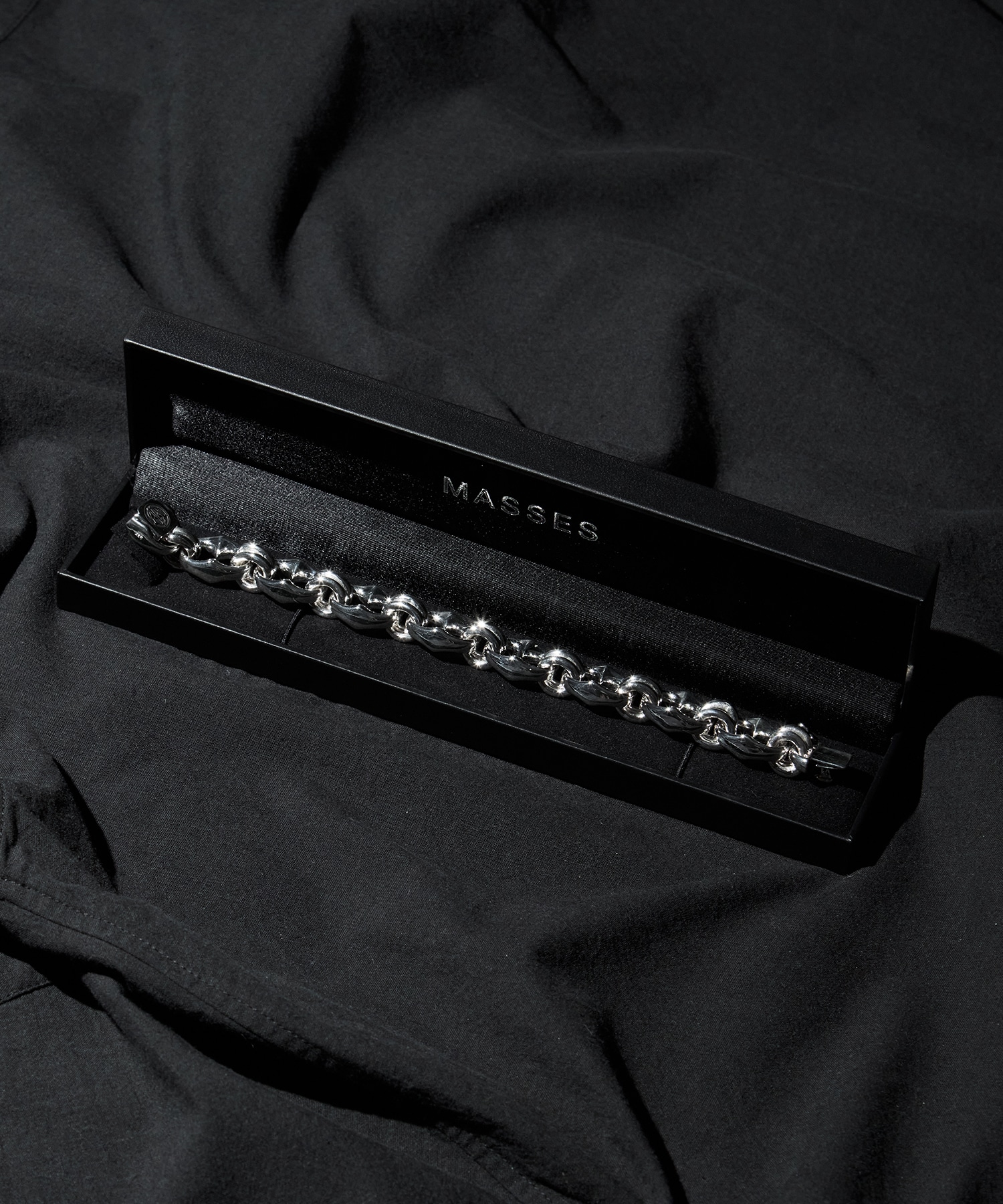 OVAL BRACELET MASSES