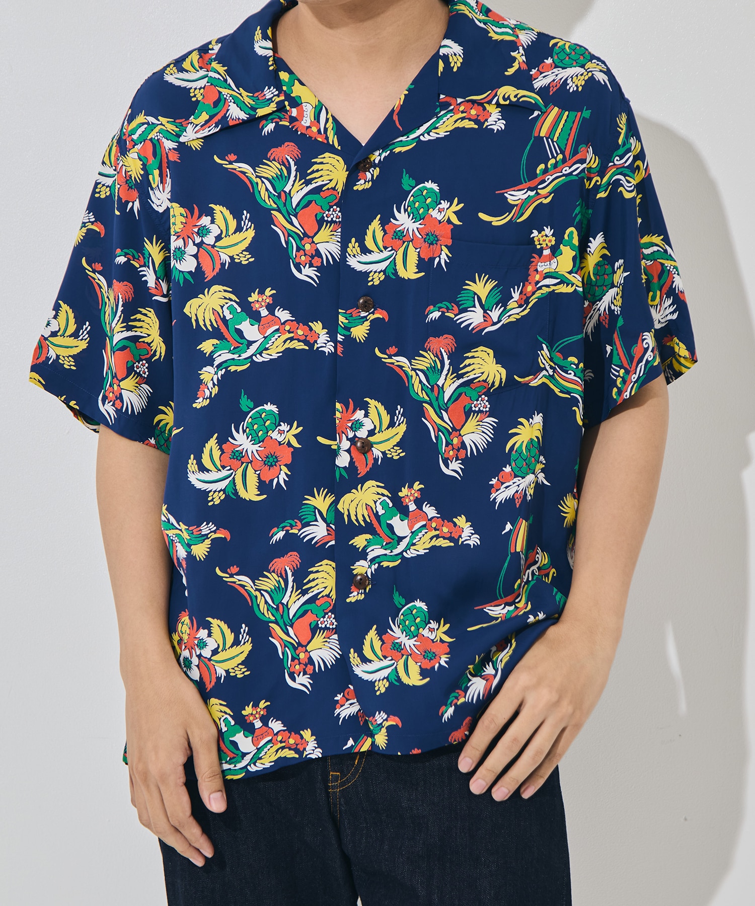 ISLAND TRIPS/S RANDOM WEAR SUN SURF