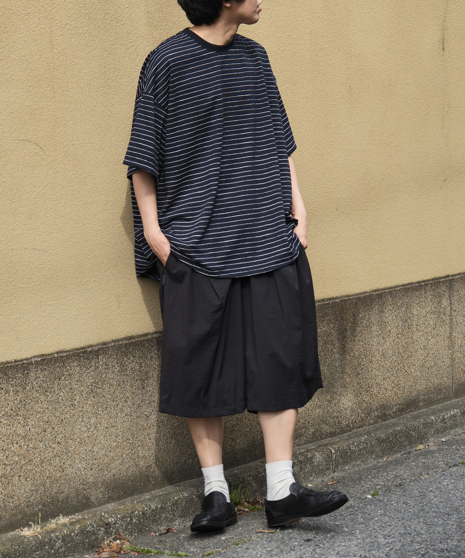 SUPER BIG SIDE STRIPE TECH SS TEE S.F.C
