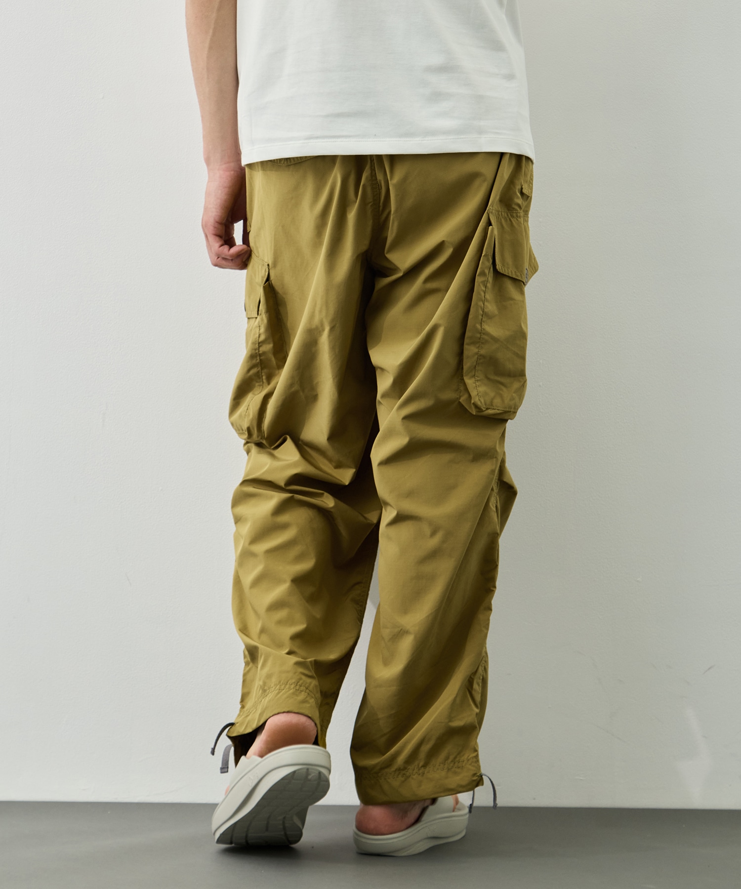 OVERSIZED CARGO PANTS and wander