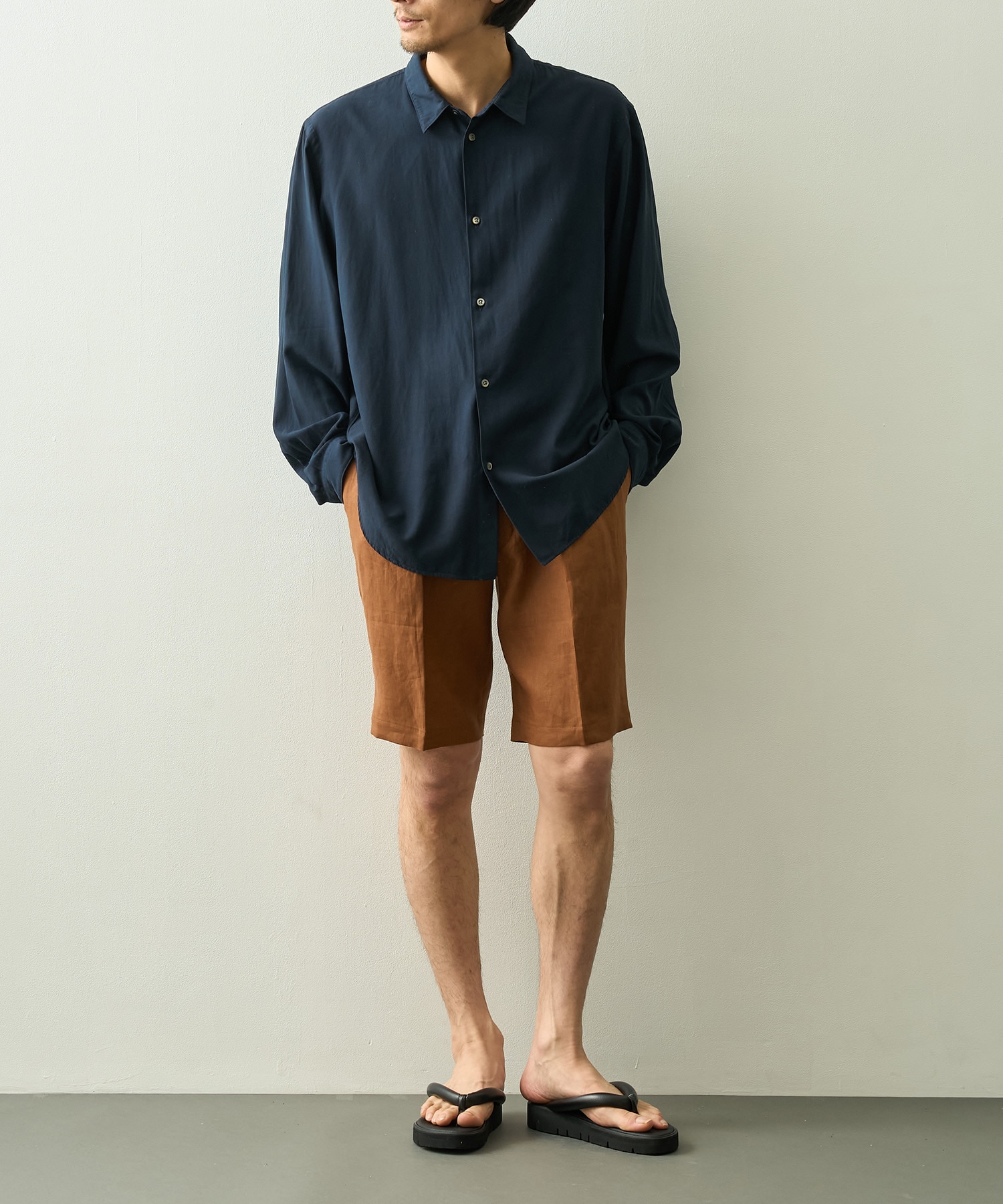 LINEN ONE TUCK SHORTS FUJI