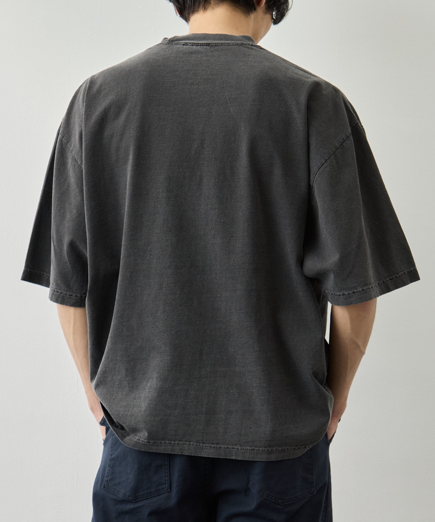 LOGO T-SHIRT is-ness