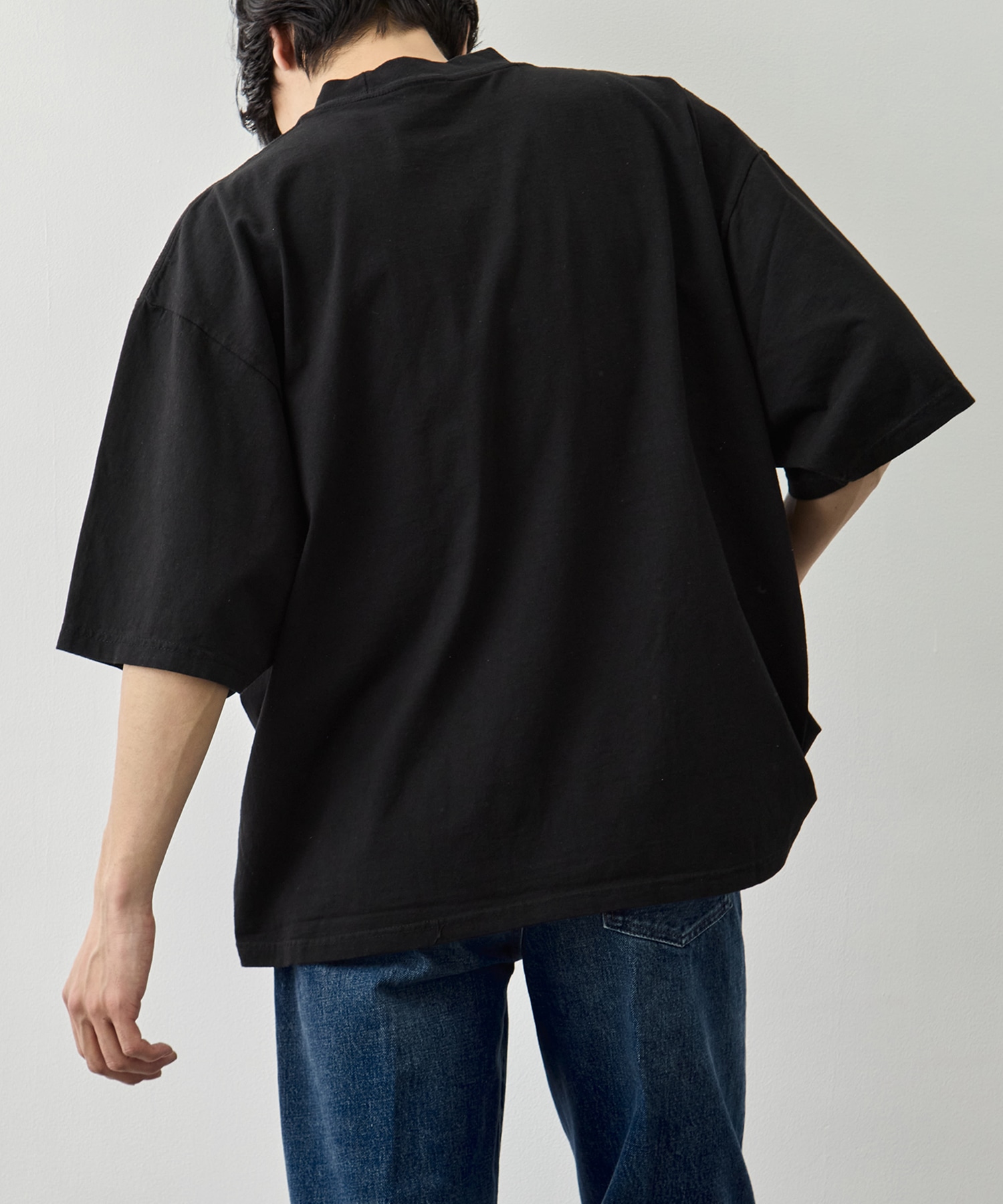 LOGO T-SHIRT is-ness