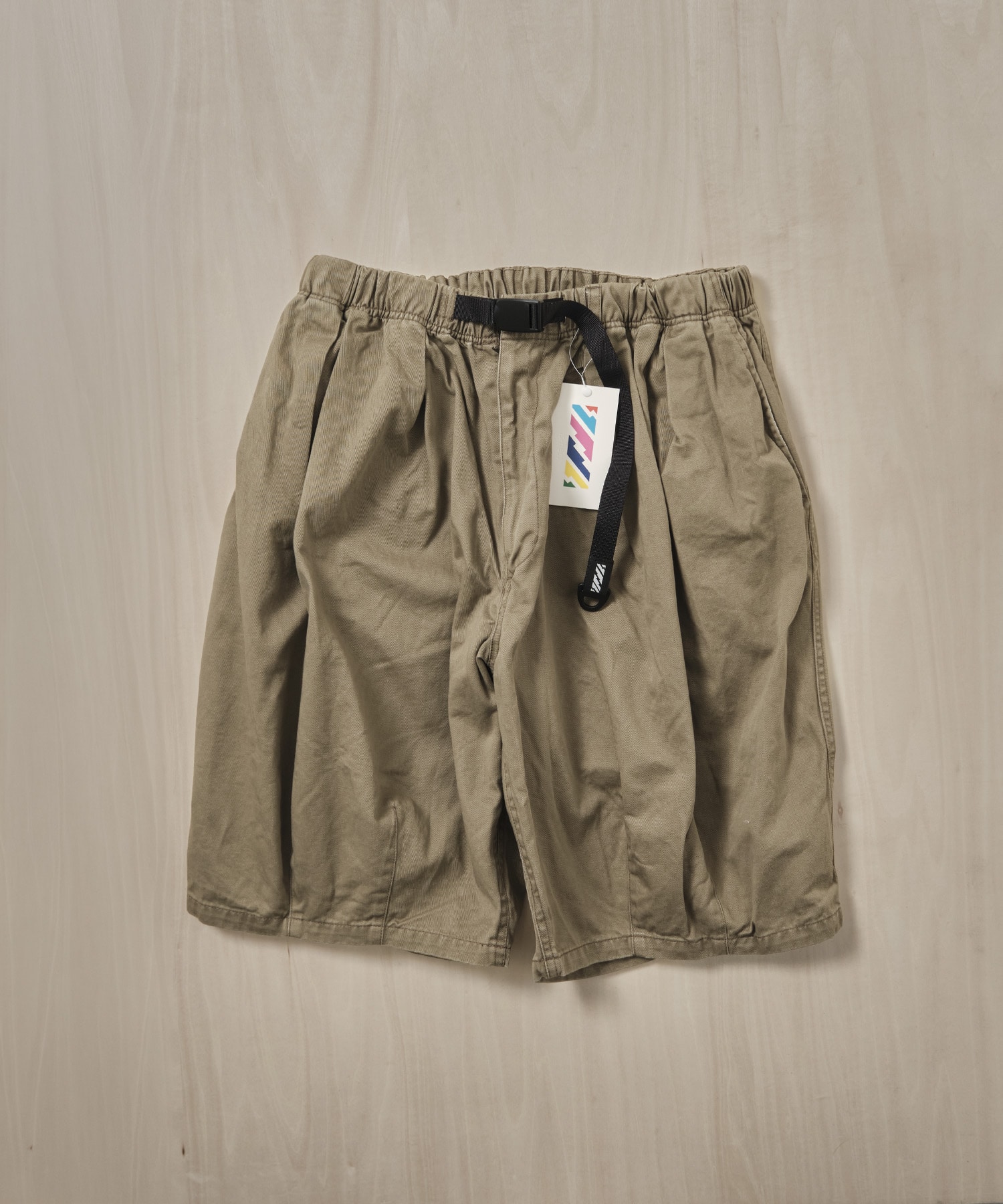 Balloon Shorts is-ness