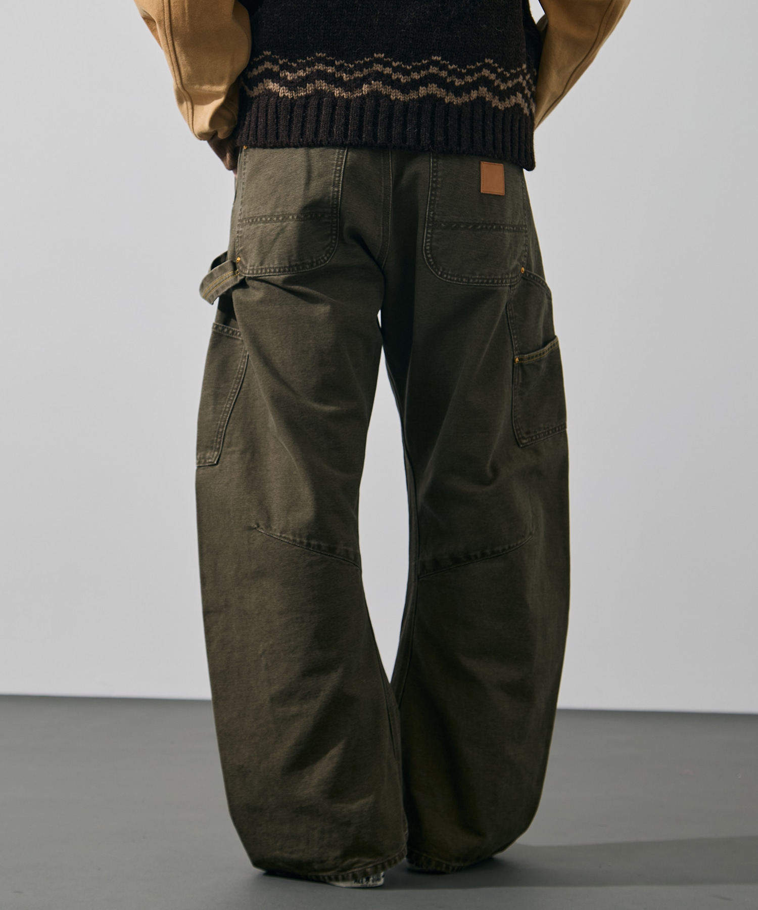 3D cutting painter pants KHOKI