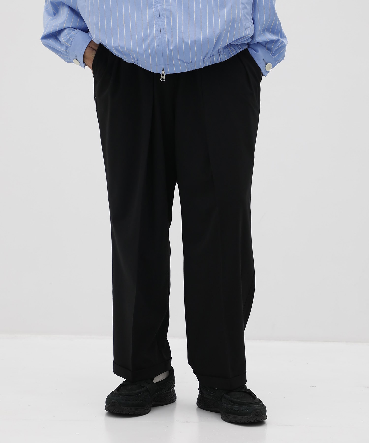 INVERTED PLEATS PANTS S.F.C