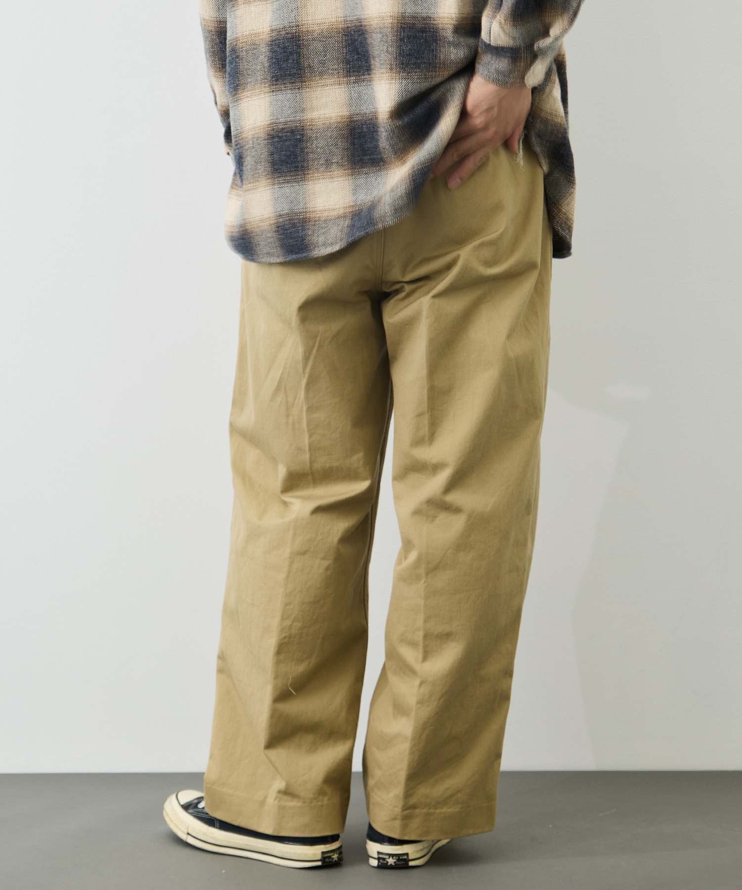 52 Wide Chino Pants blurhmsROOTSTOCK