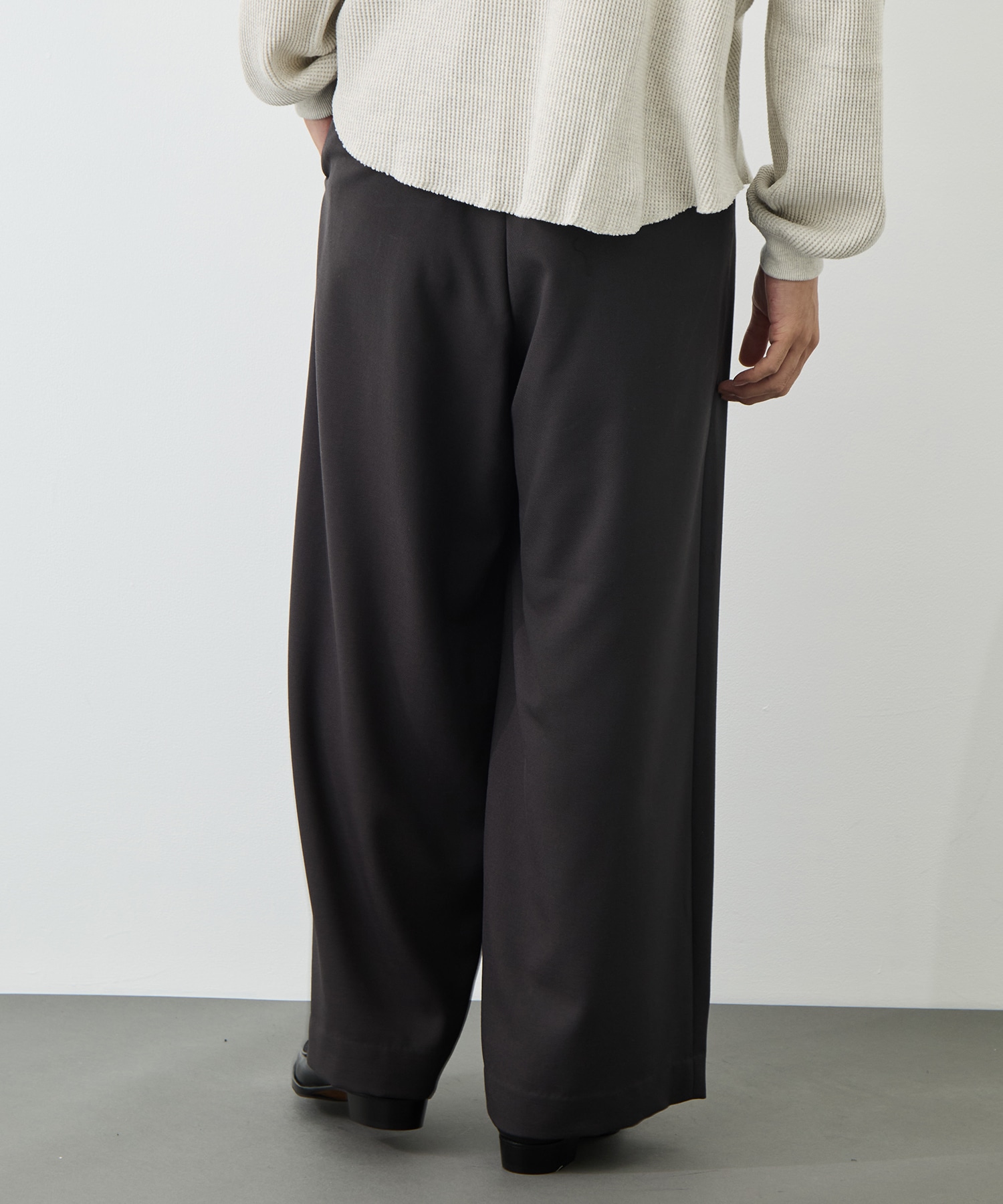 DOUBLE PLEATED BUGGY TROUSERS marka