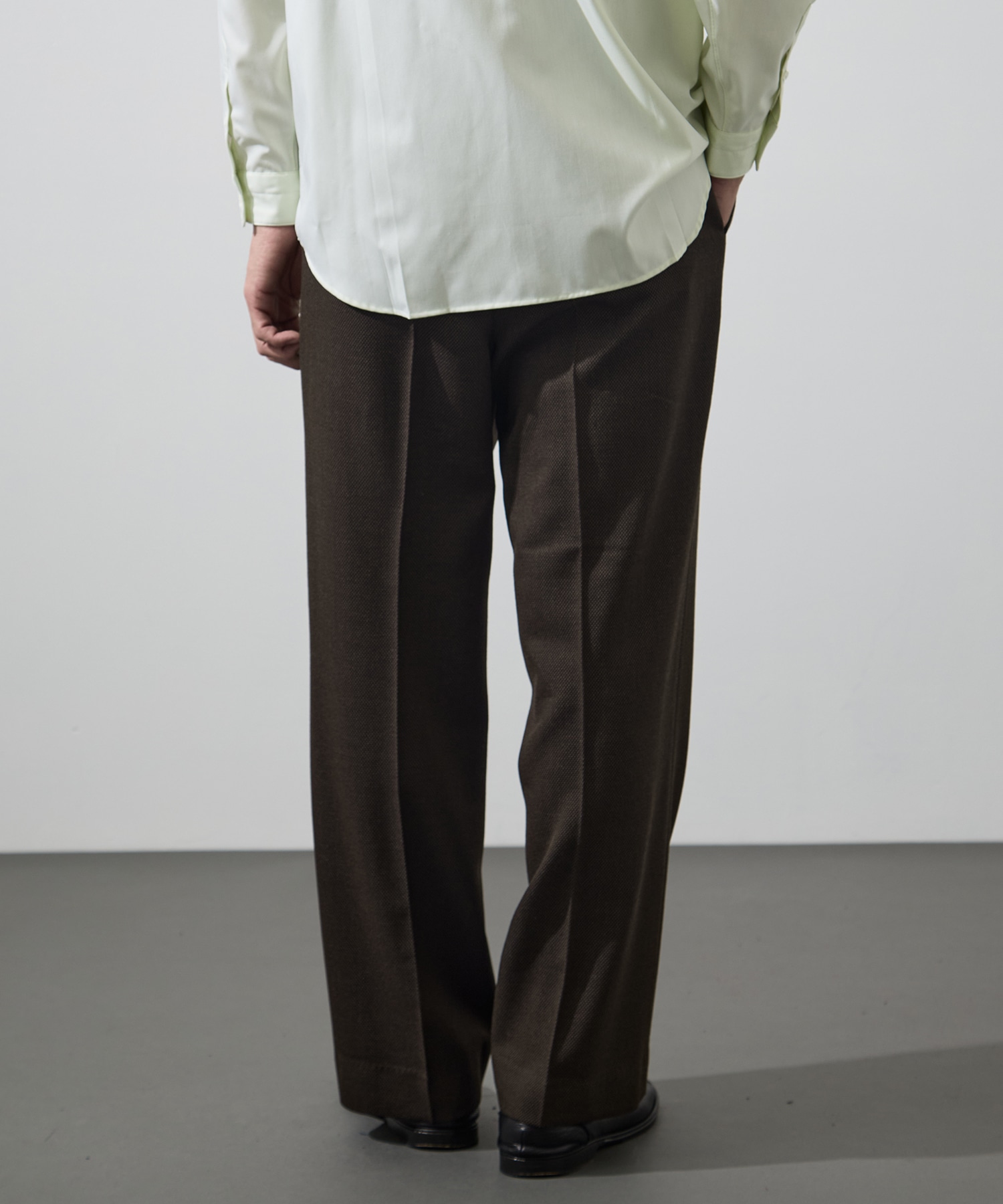 REGULAR FIT STRAIGHT TROUSERS marka