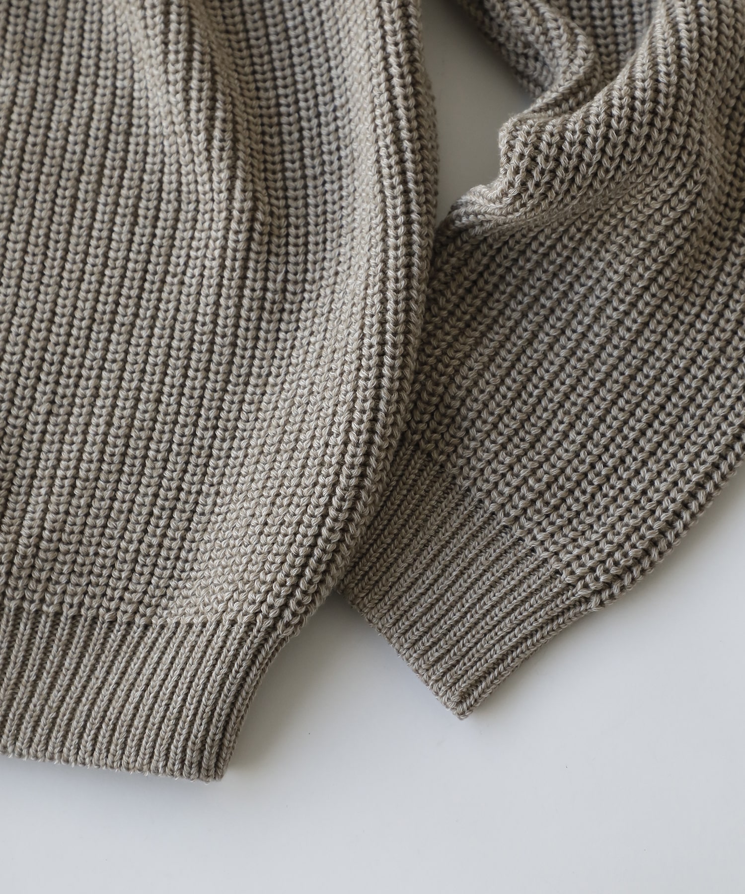 SIGNATURE DRIVERS KNIT BATONER