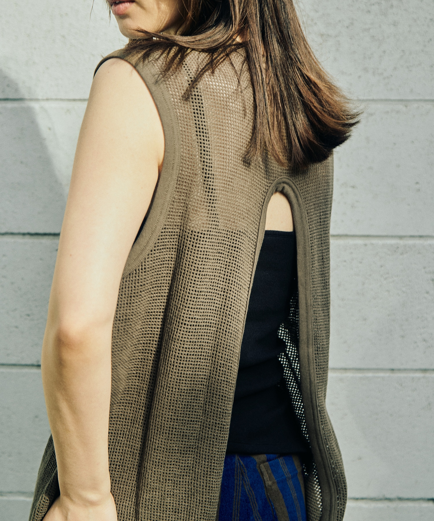 Basket Mesh Back-slit Tank PHEENY