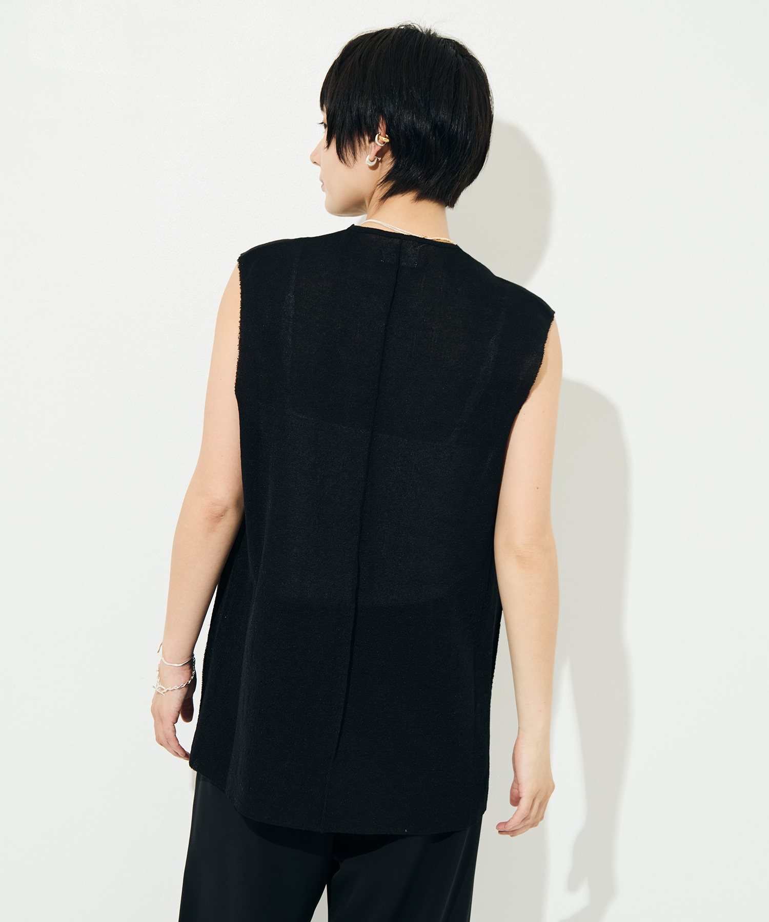 Dry Sheer Milano Knit vest WRAPINKNOT