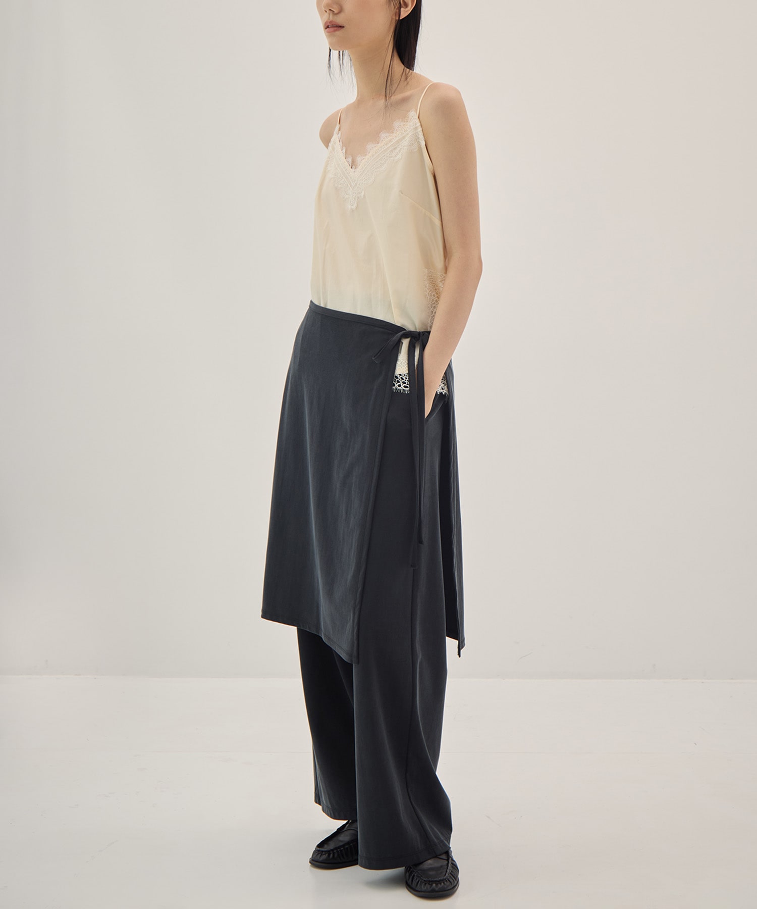 Peach Saten Layered Apron Pants PHEENY